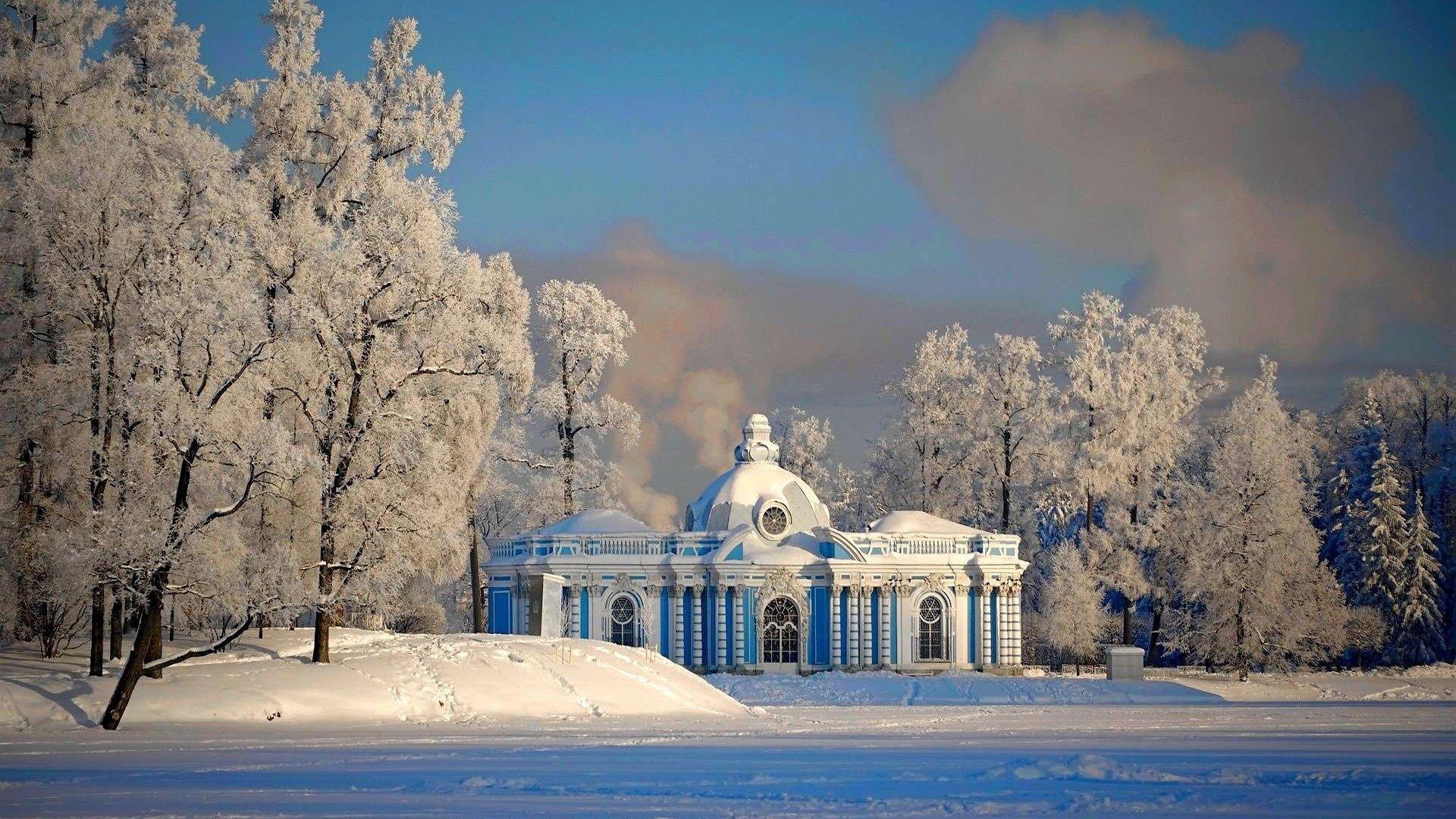 Beautiful snowy Russian winter (HD wallpaper)