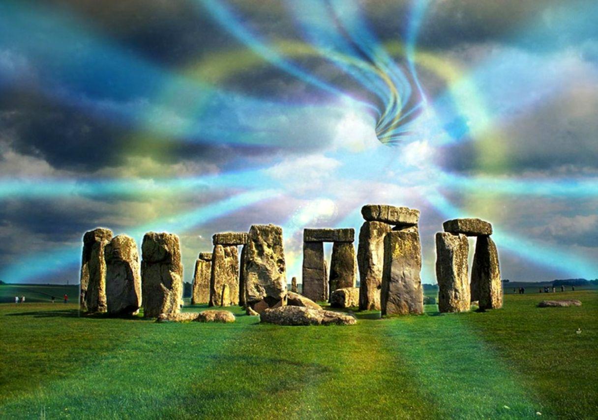 Free Stonehenge HD Wallpaper For Dekstop. One plus Wallpaper