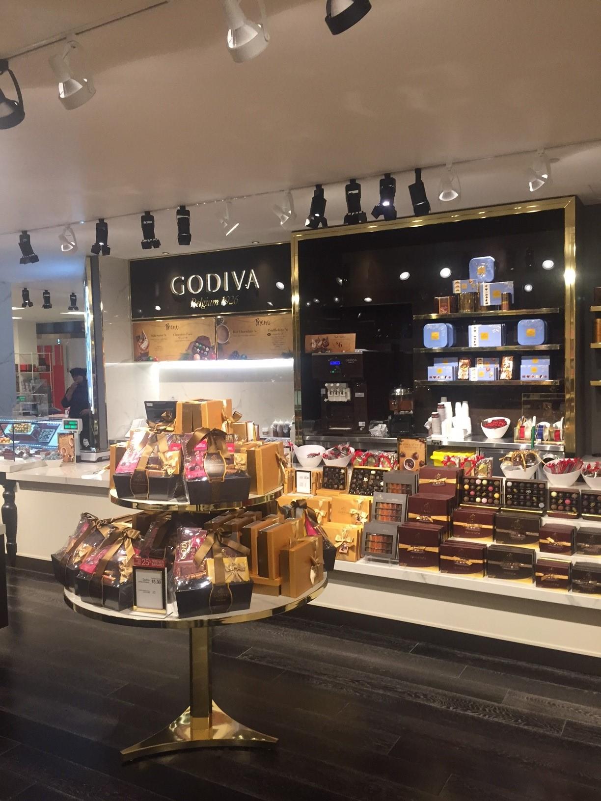 Godiva Store Projects. Advanced Retail Construction, Inc
