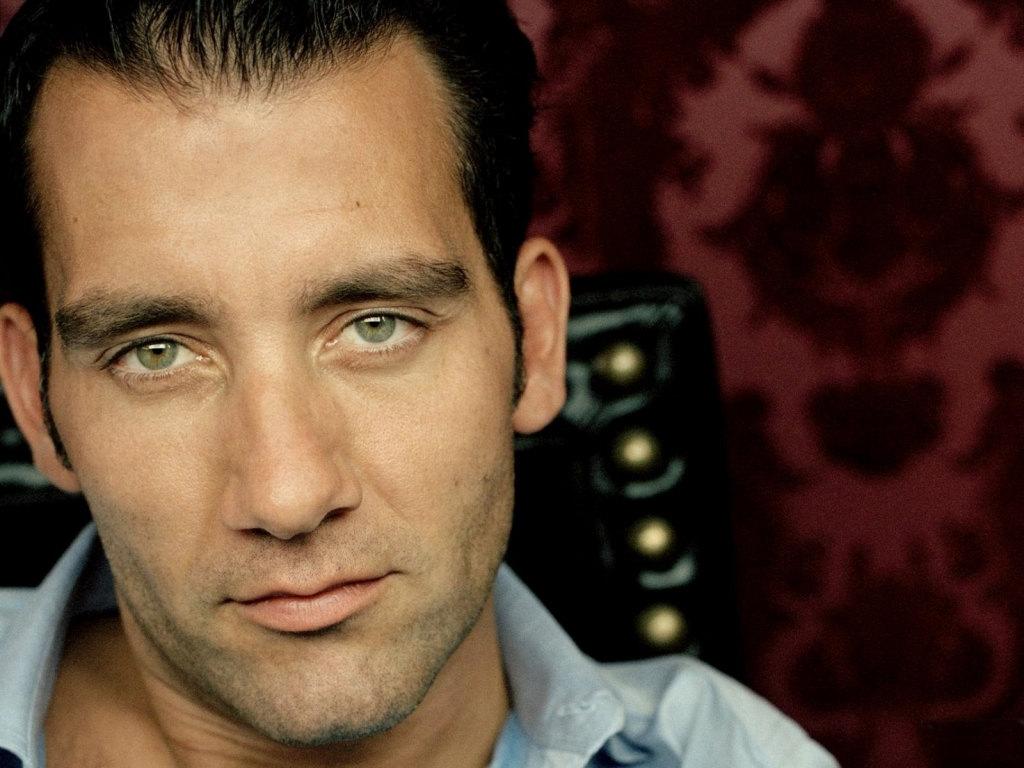 Clive Owen Daughters HD Wallpaper, Background Image