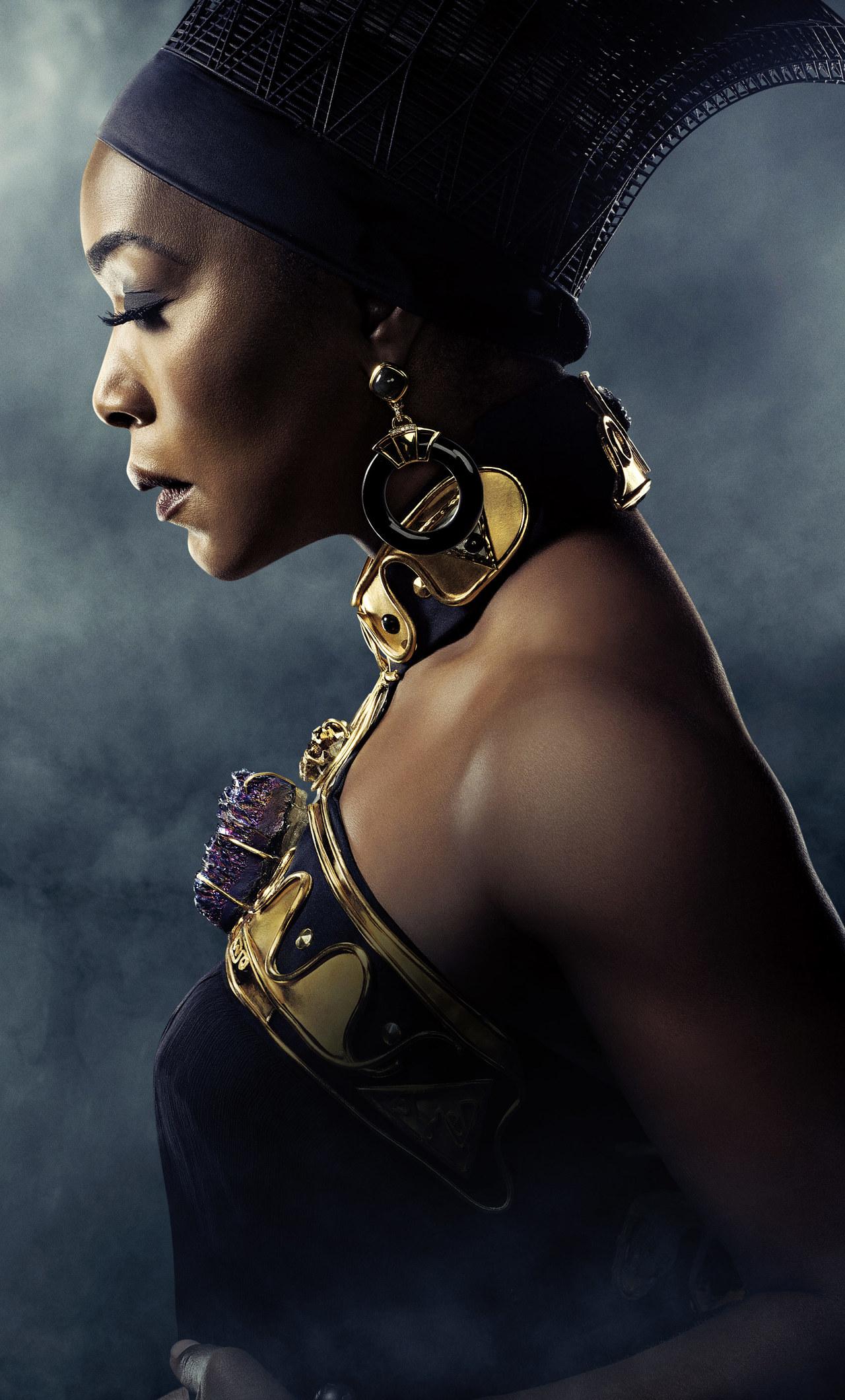 Angela Bassett In Black Panther Poster 5k iPhone HD 4k