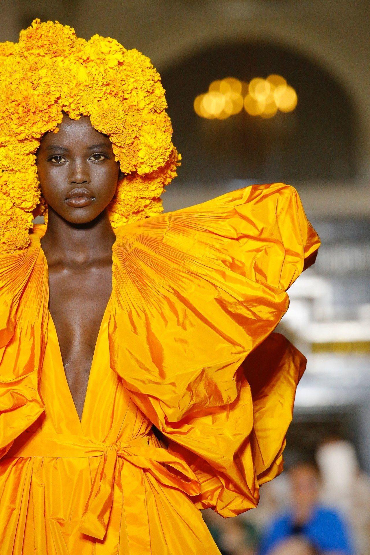 Adut Akech At Valentino Fall Winter 2018 Couture. Runway Fashion