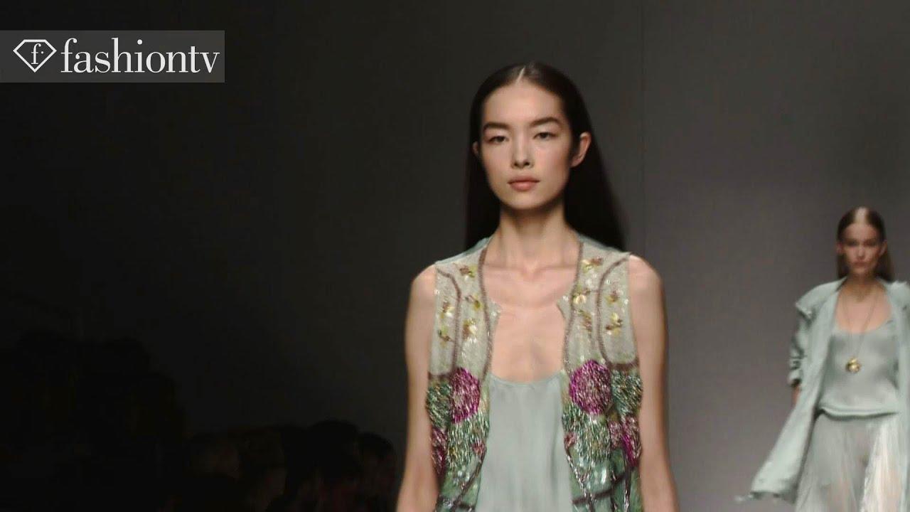 Fei Fei Sun: Top Fashion Week Model on FashionTV