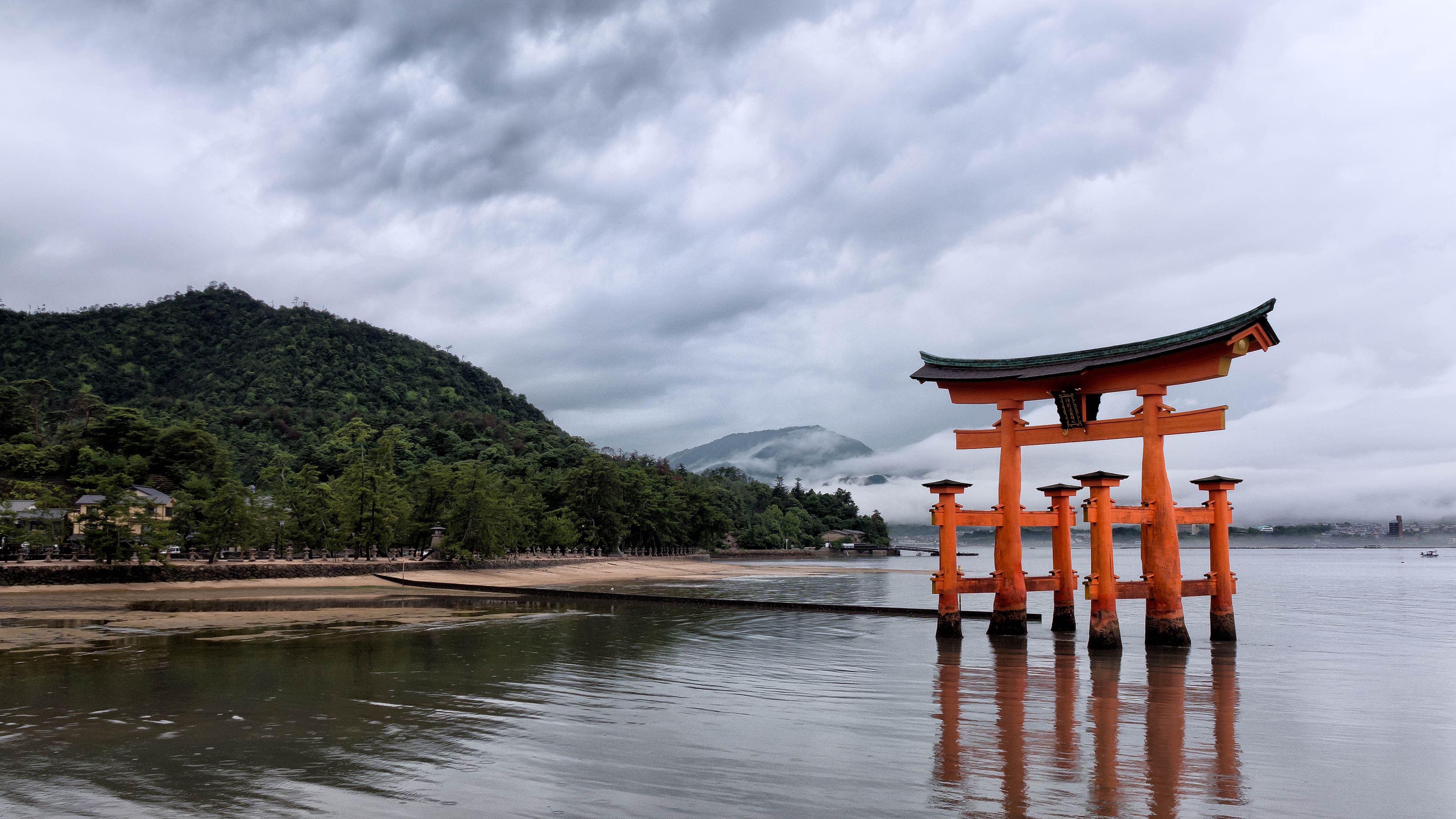 Itsukushima Shrine torii gate free image