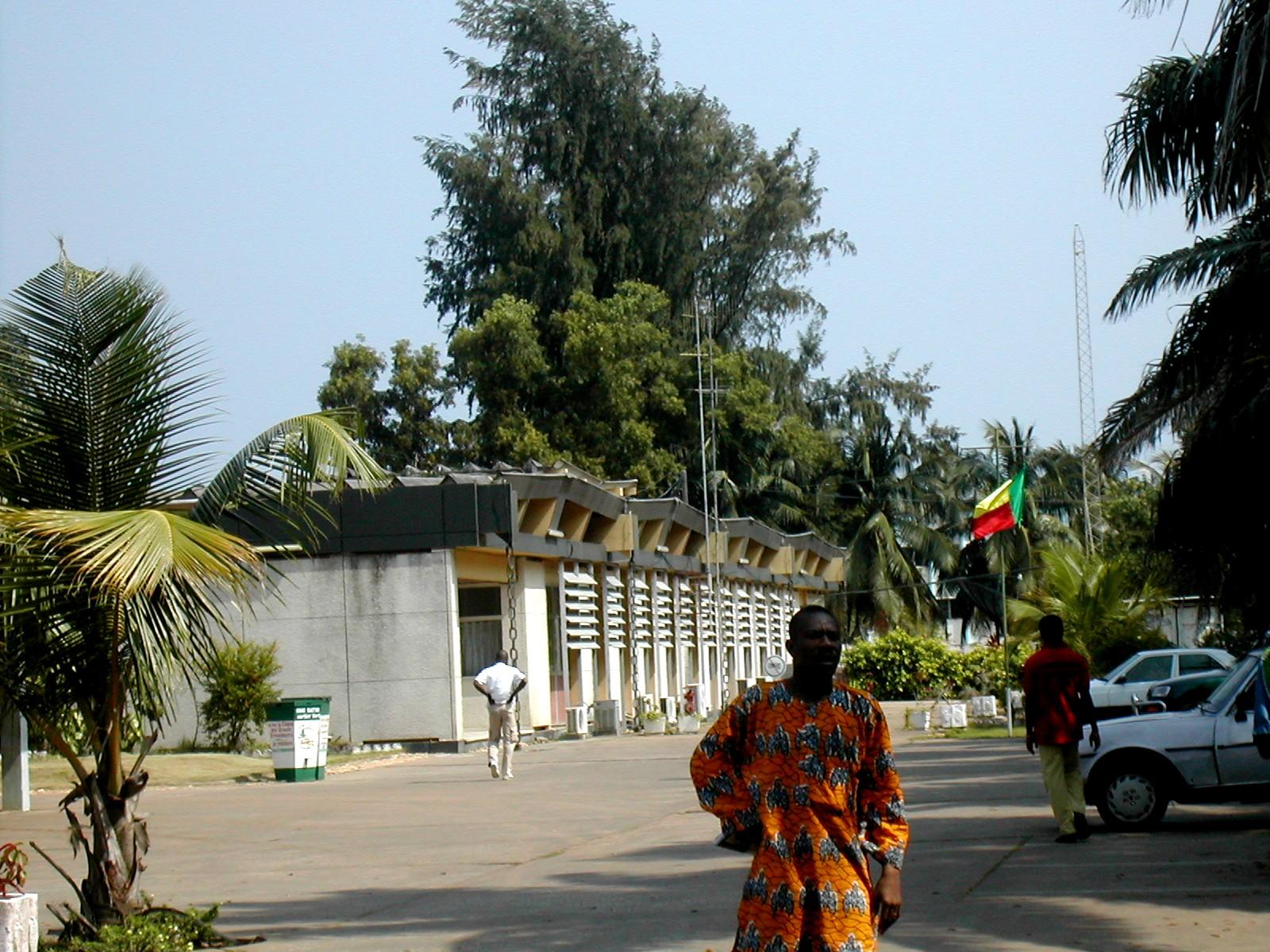 benin street. HD Windows Wallpaper