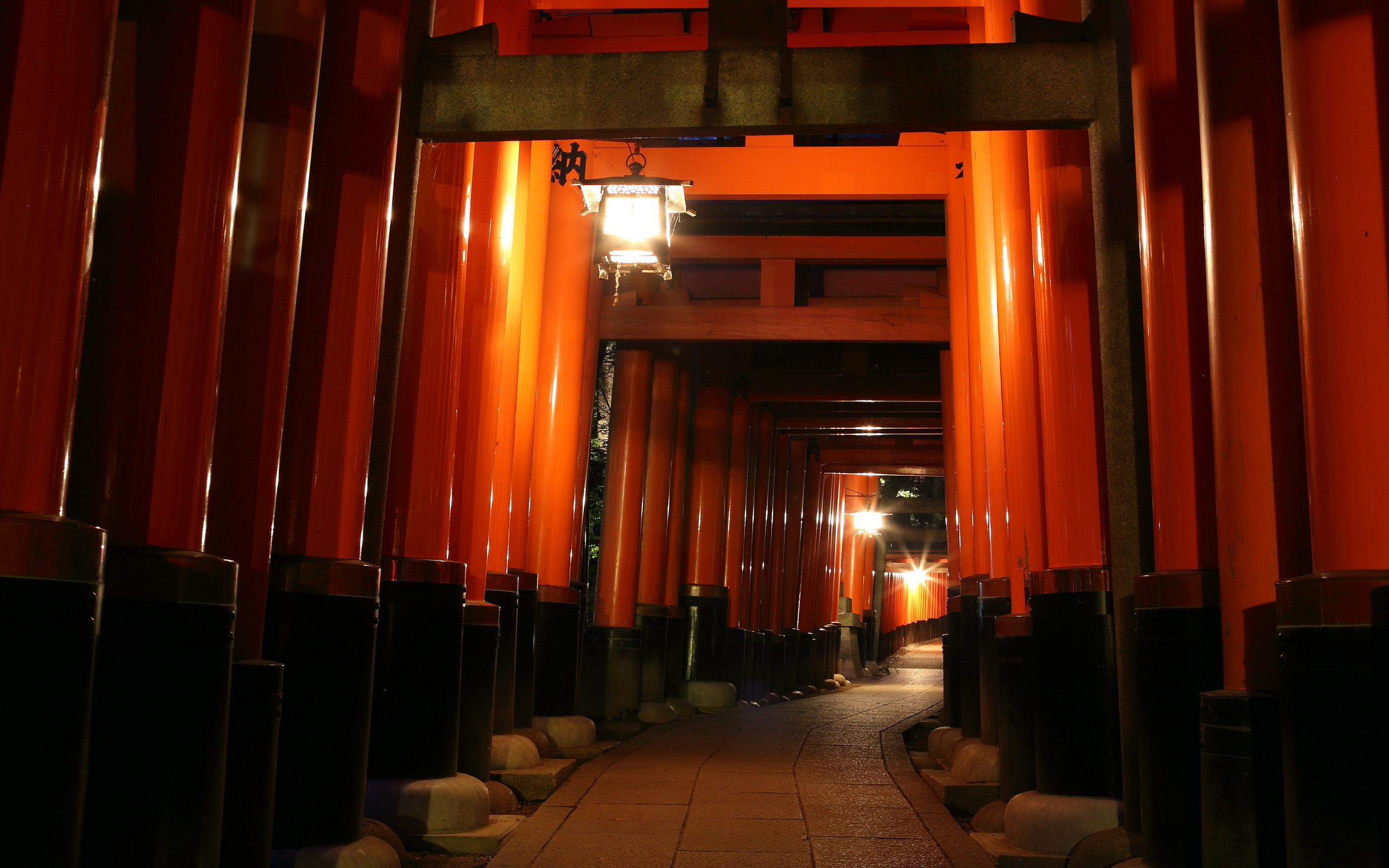 Fushimi Inari Taisha HD Wallpaper. Background Imagex1600