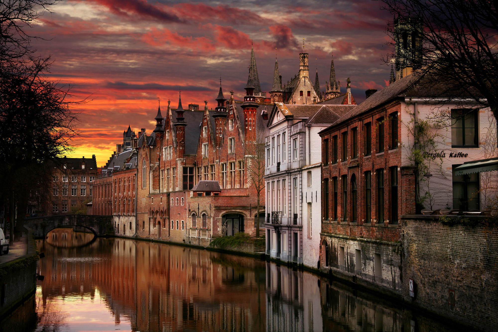 Bruges Wallpaper 13 X 1333