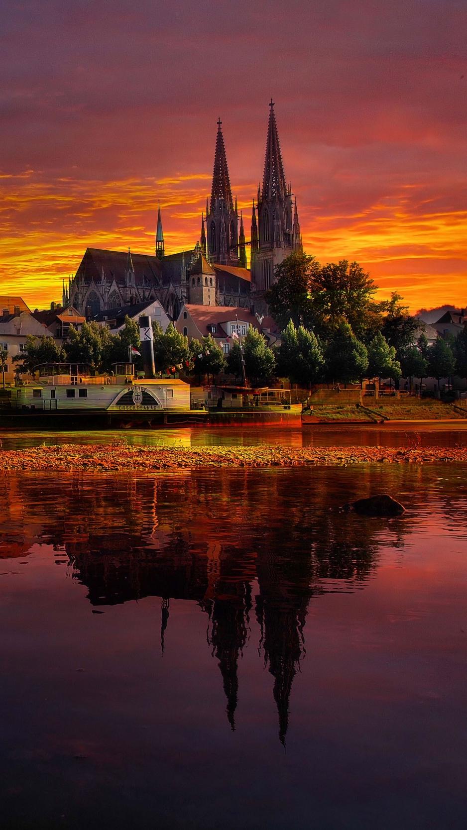 Download wallpaper 938x1668 regensburg, germany, sunset, cityscape