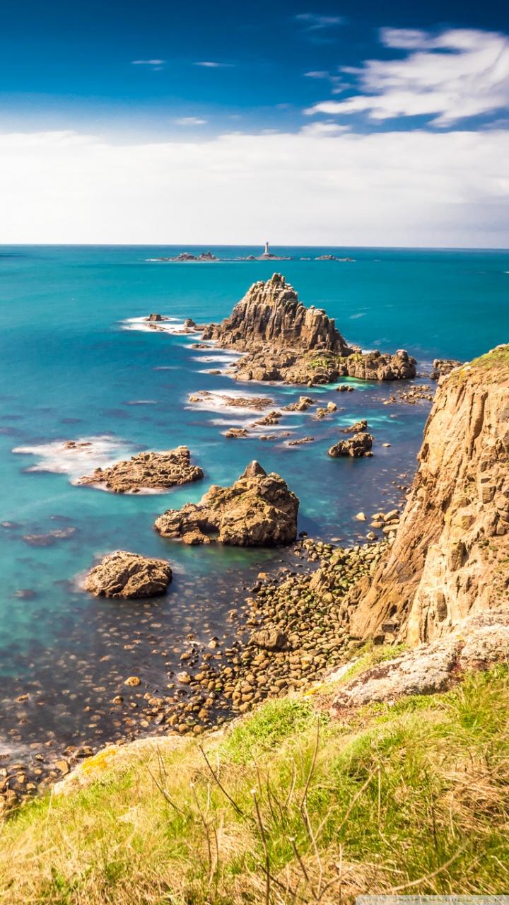 Rocky shorelines at Land's End, Cornwall, United Kingdom ❤ 4K HD