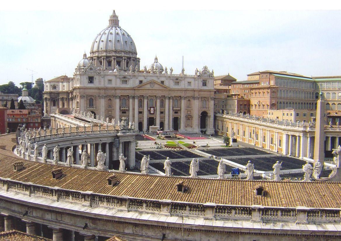 St. Peter's Square City. Travel Bucketlist