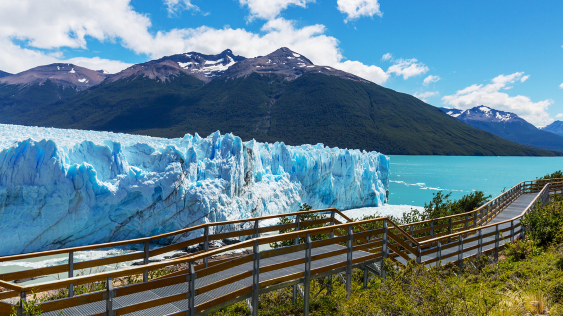 Amazing Natural Wonders in South America: Perito Moreno, Argentina