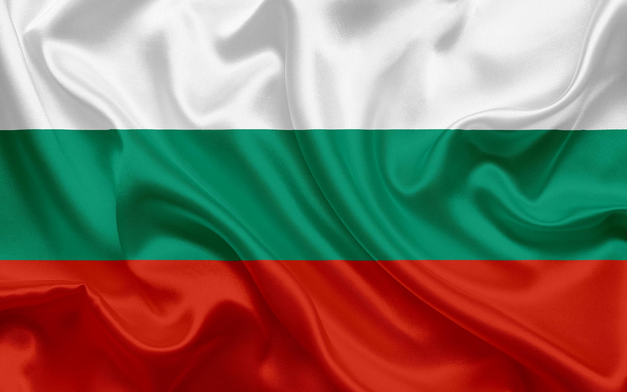 Download wallpaper Bulgarian flag, Bulgaria, Europe, the flag