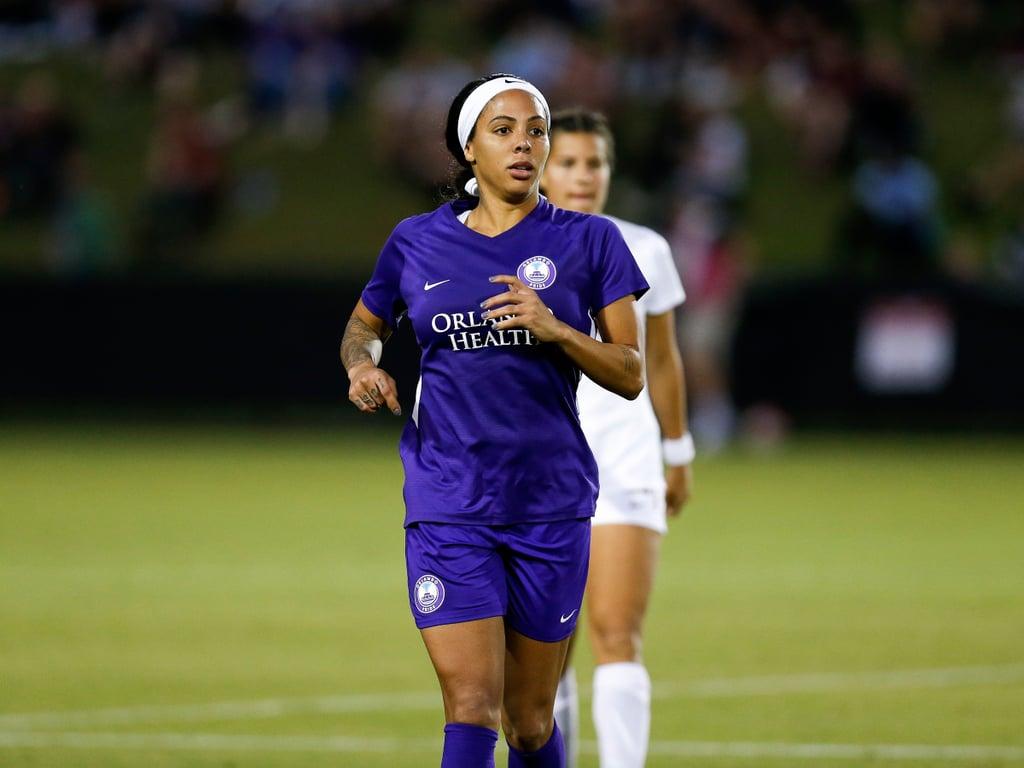 US Women's Soccer Player Sydney Leroux Pregnant at Practice