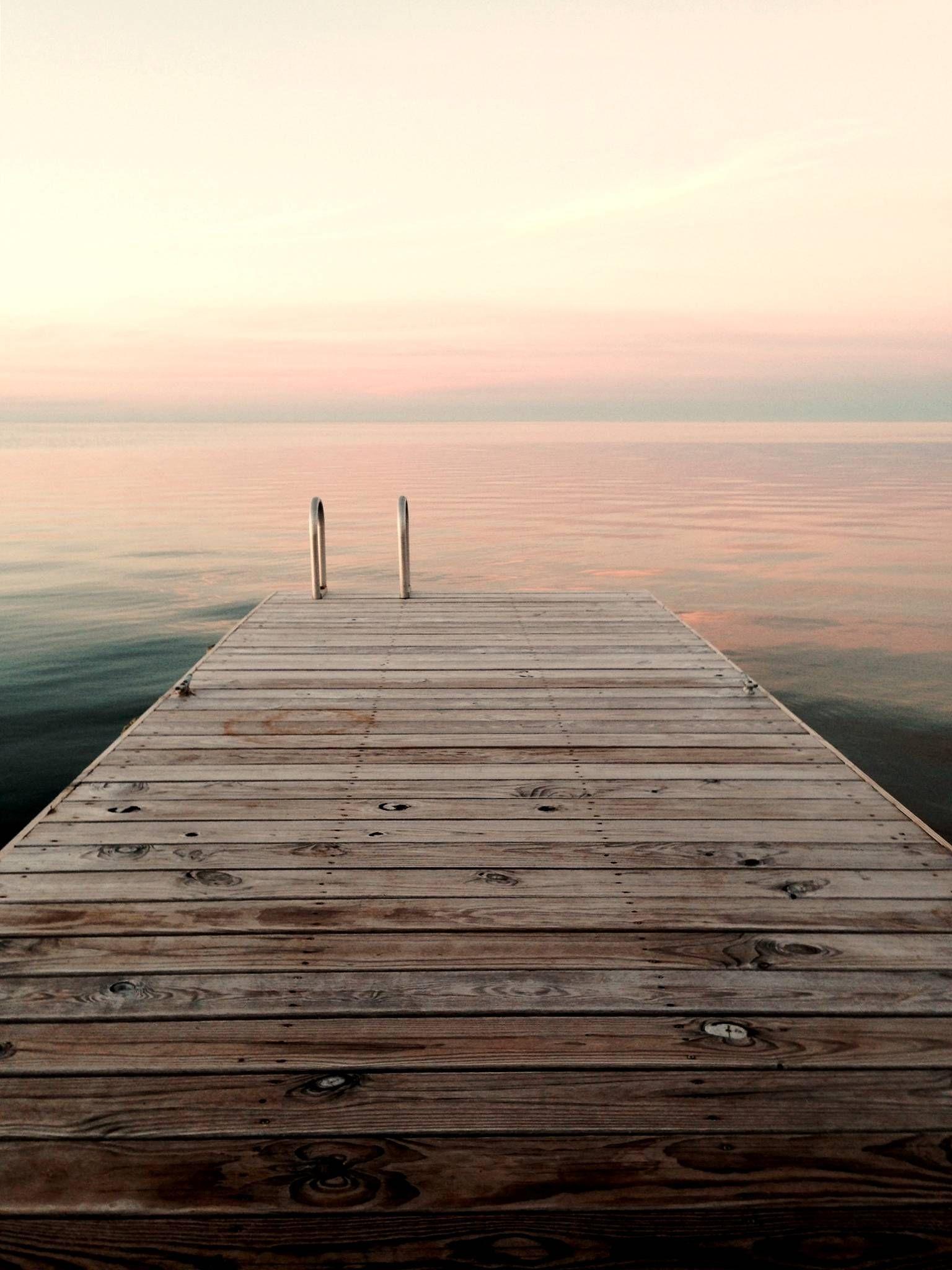 Dusk in North Carolina [OC] [1536x2048] Want an iPad Air/ Air 2/ Air