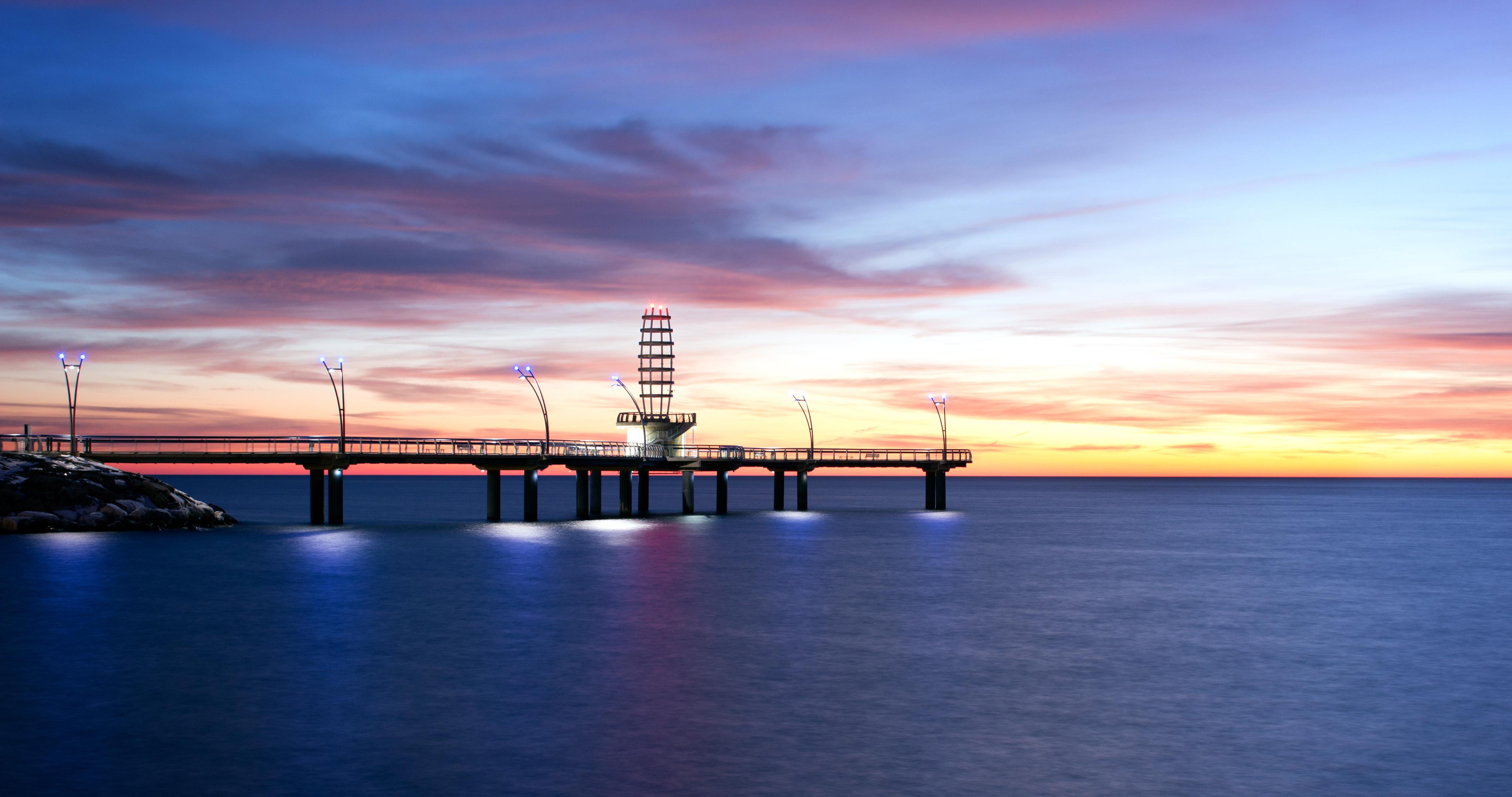 Pier And The Sea Wallpaperx2160