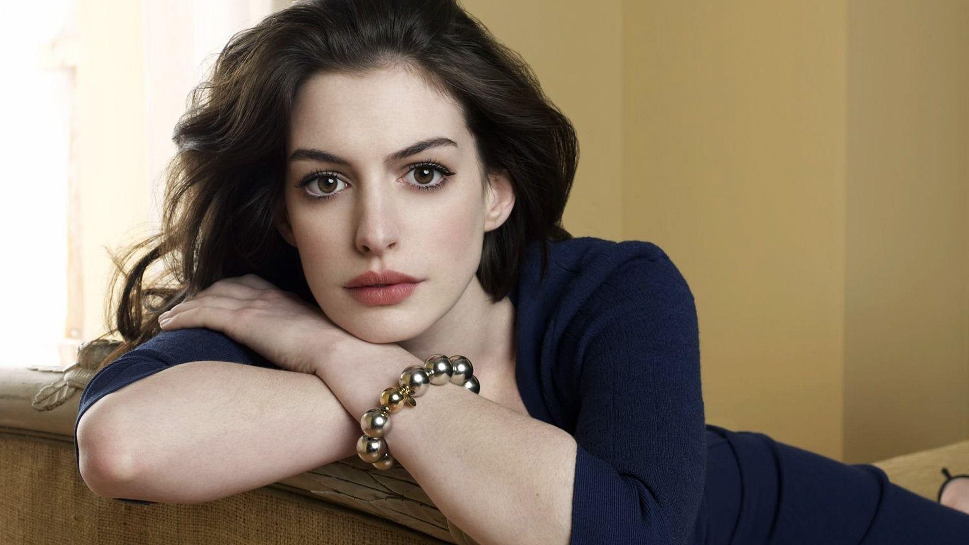 Anne Hathaway Picture 2 HD Image Wallpaper. HD Image Wallpaper