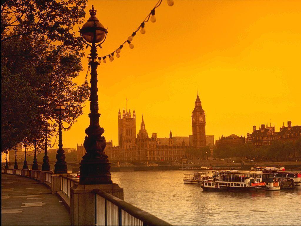 Desktop Wallpaper · Gallery · Travels · River Thames