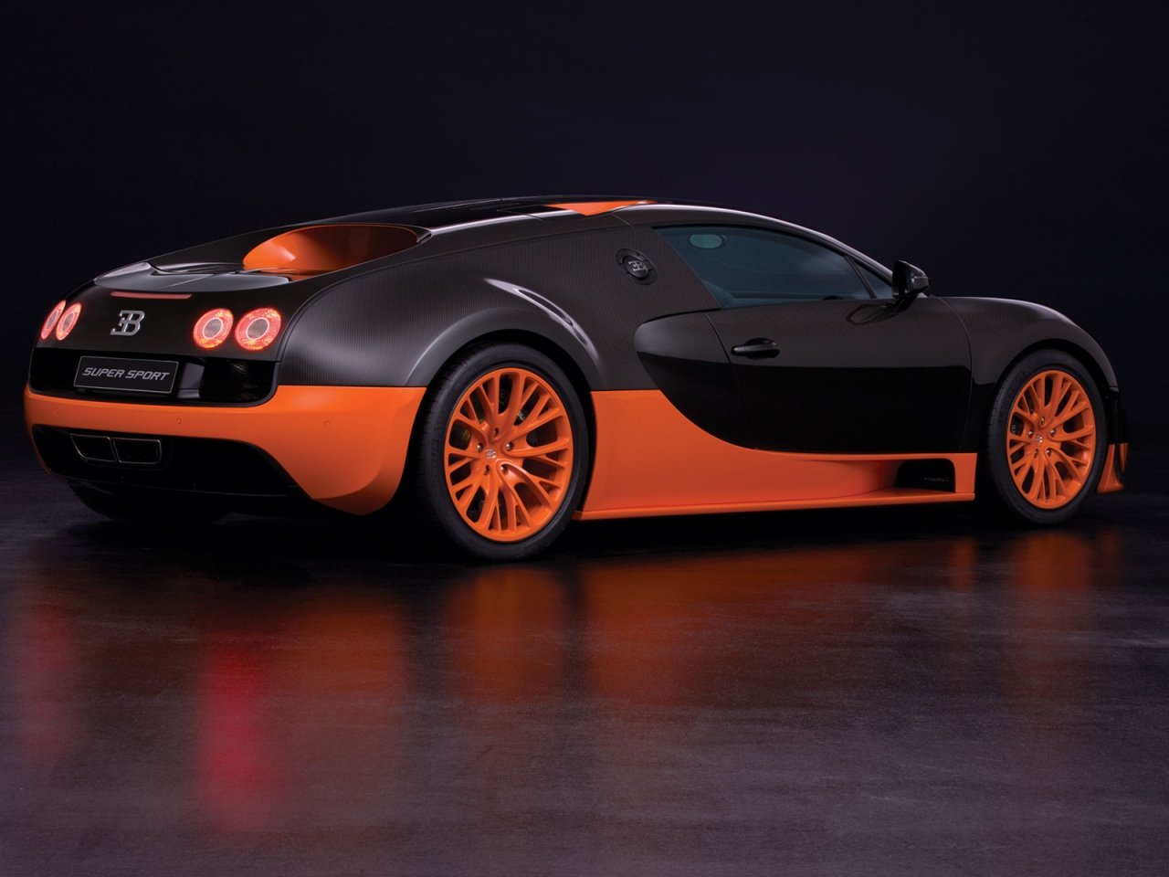 Orange Bugatti Veyron Super Sport 1280