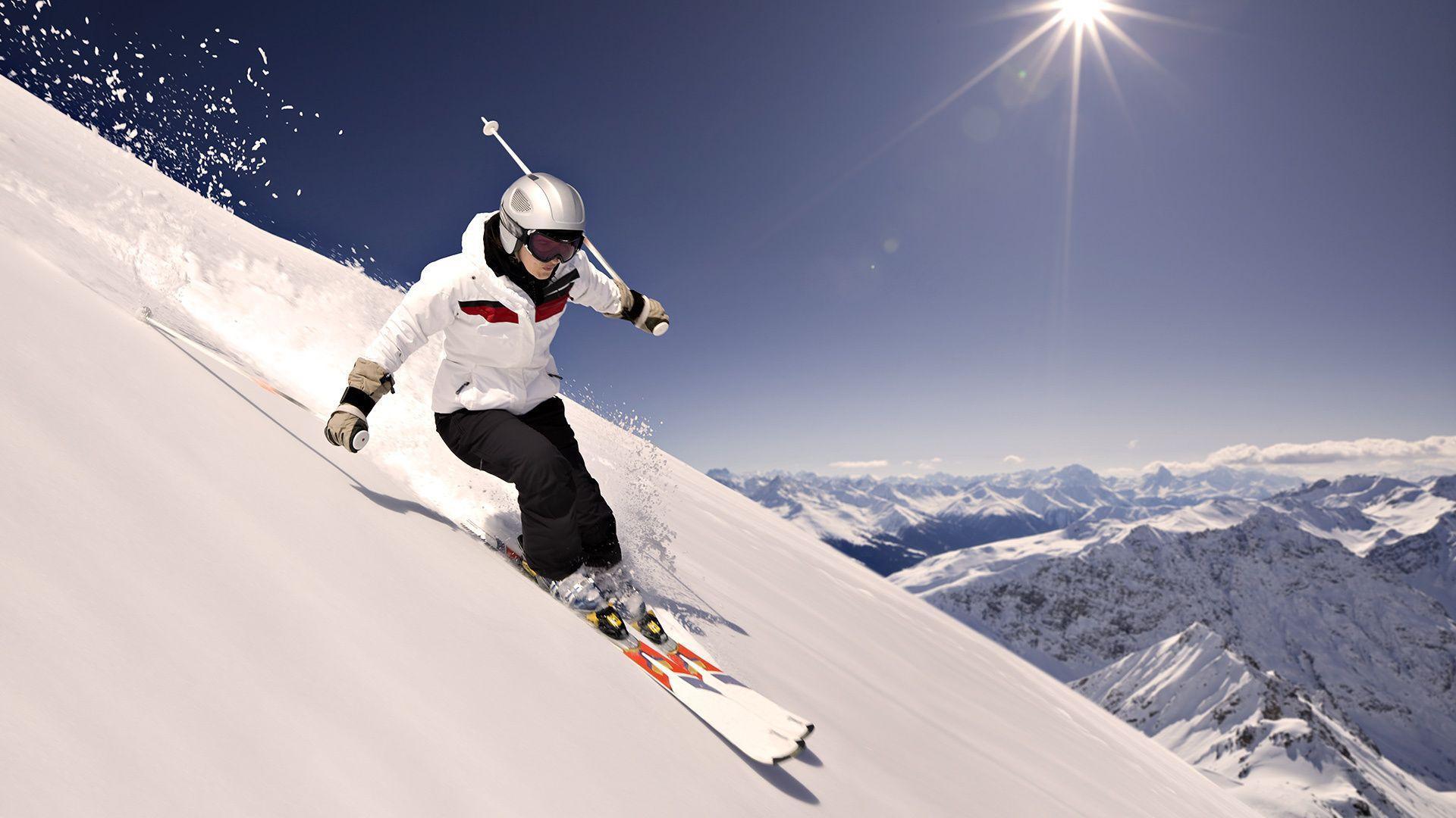 Cool Skiing Wallpaper