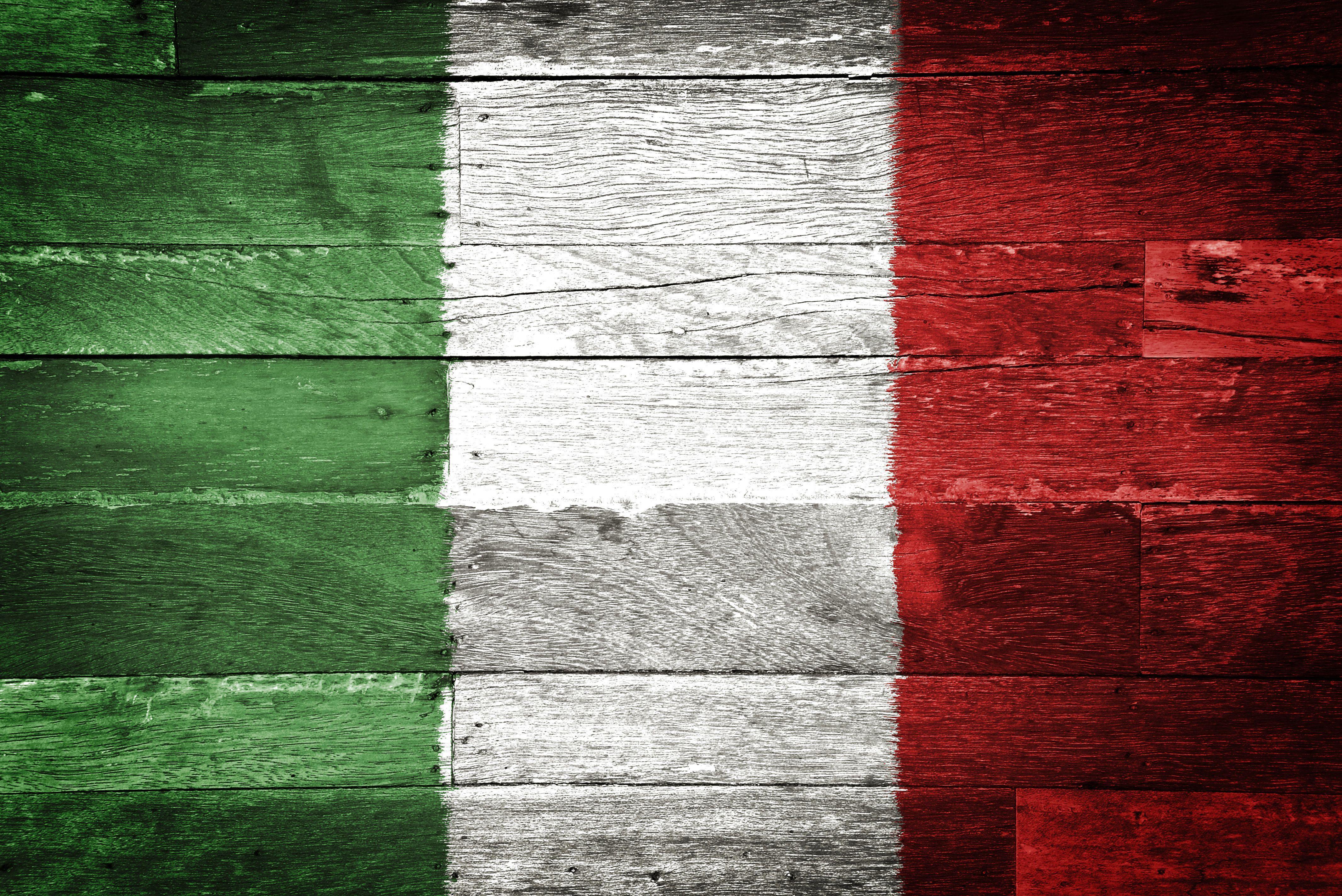 Flag Of Italy HD Wallpaper