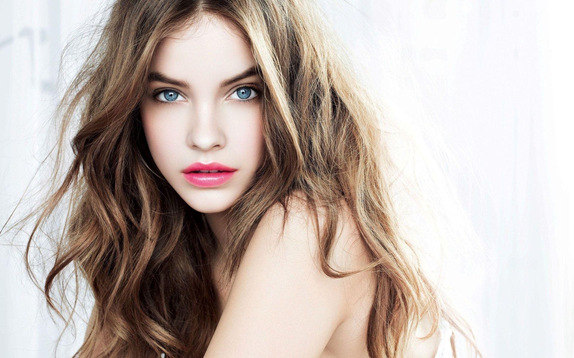 Barbara Palvin HD Wallpaper