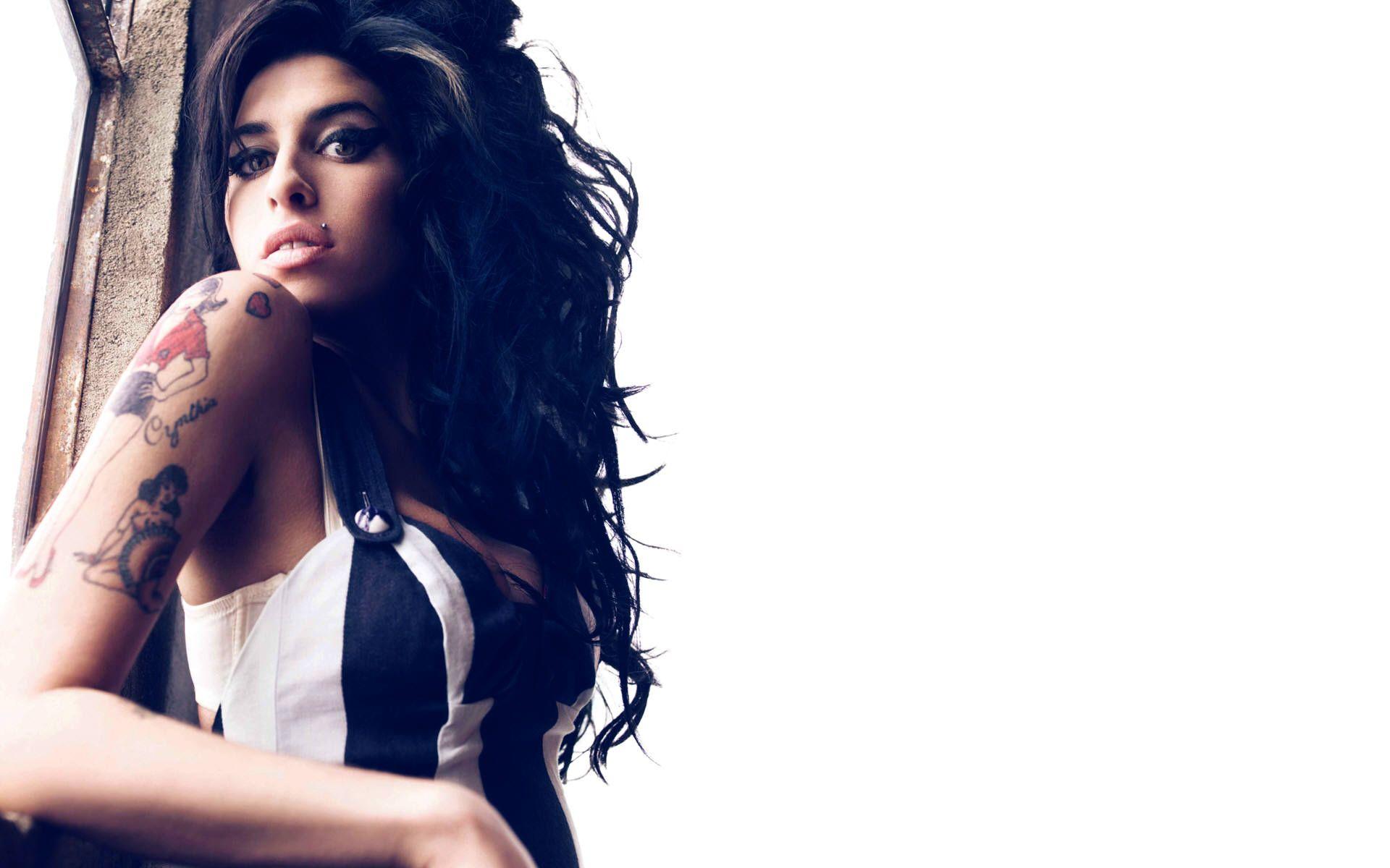 Amy Winehouse Wallpaper High Quality