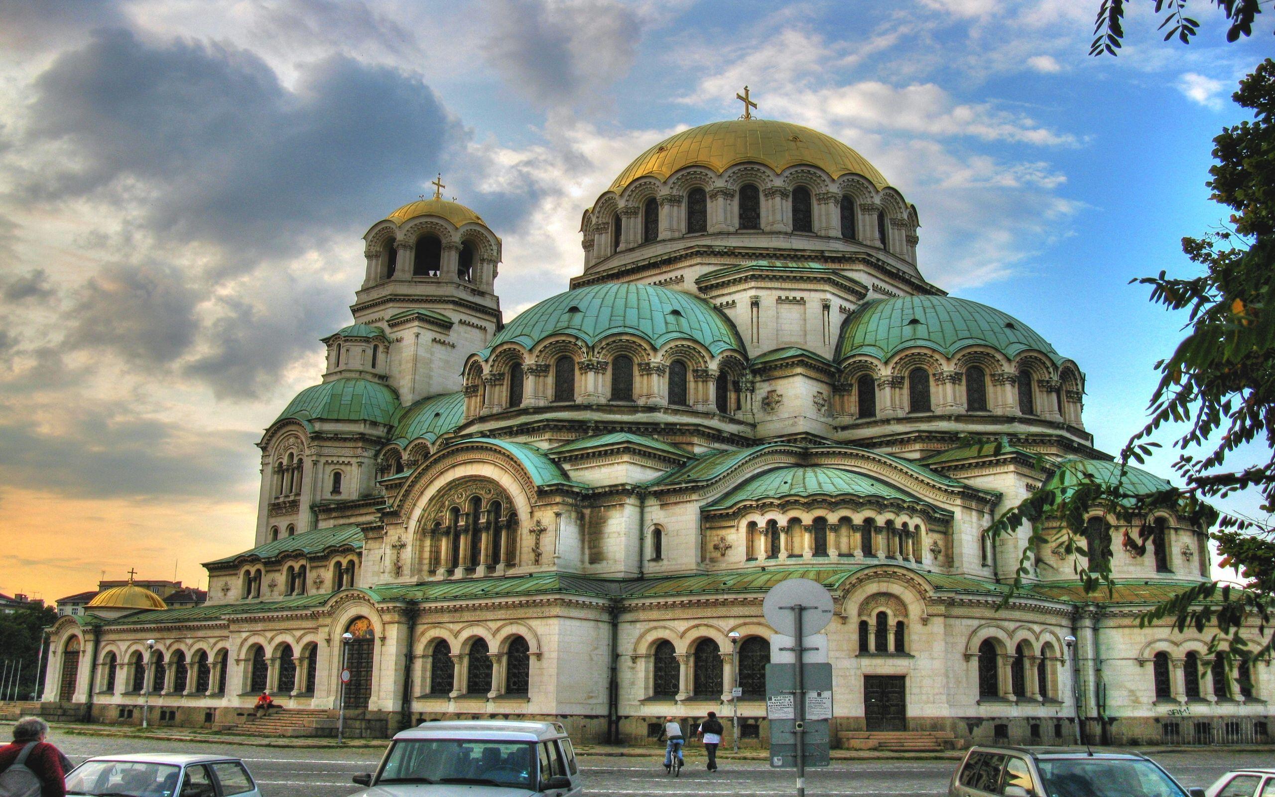 Alexander Nevsky Cathedral in Sofia, Bulgaria Full HD Wallpaper