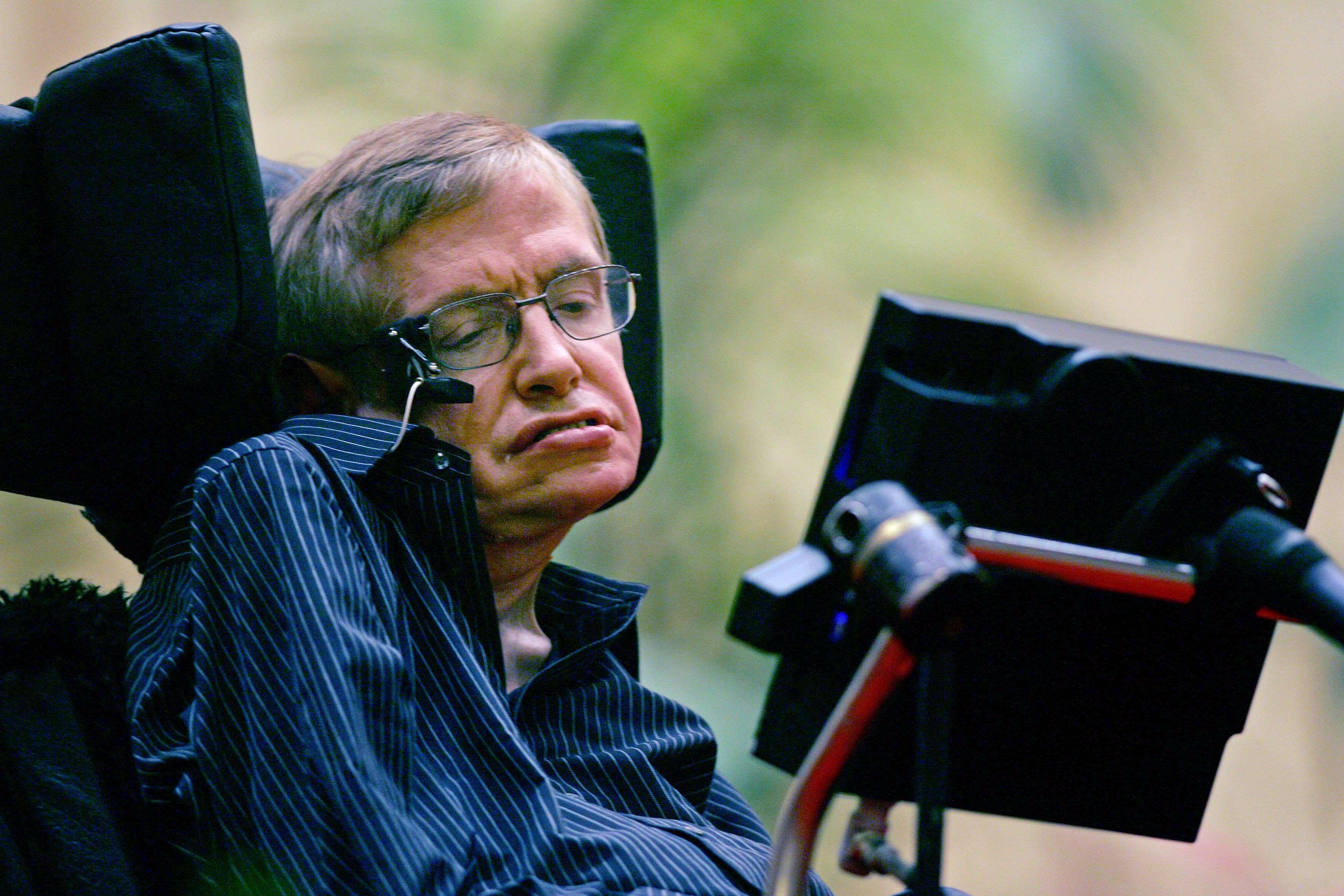HD Stephen Hawking Wallpaper