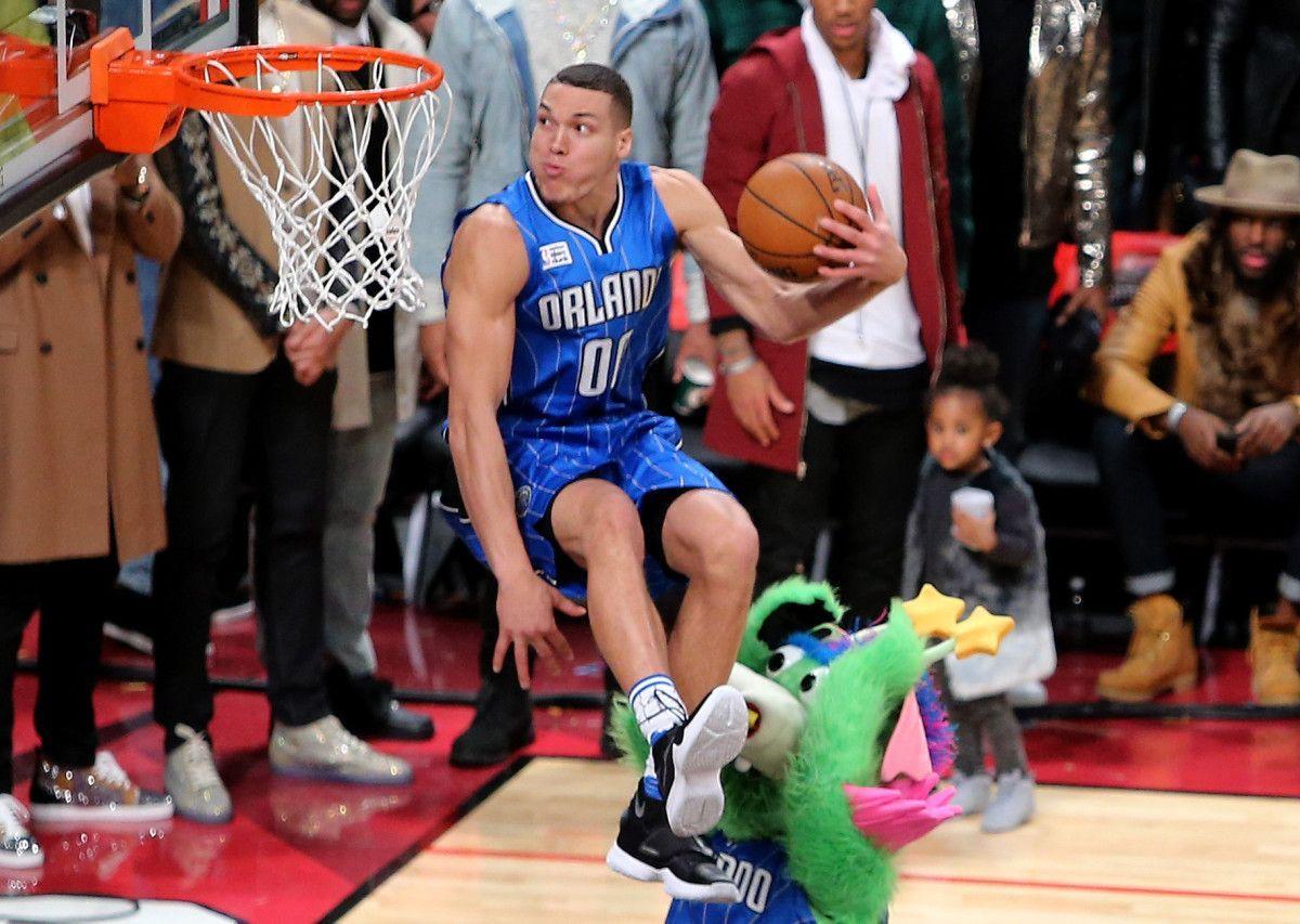 Aaron Gordon sits in the air and other great picture from Slam