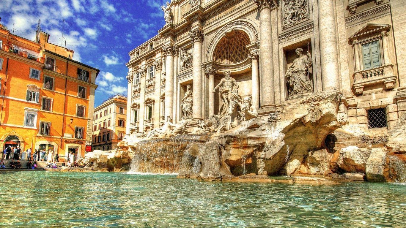 Famous Trevi Fountain Wallpaper