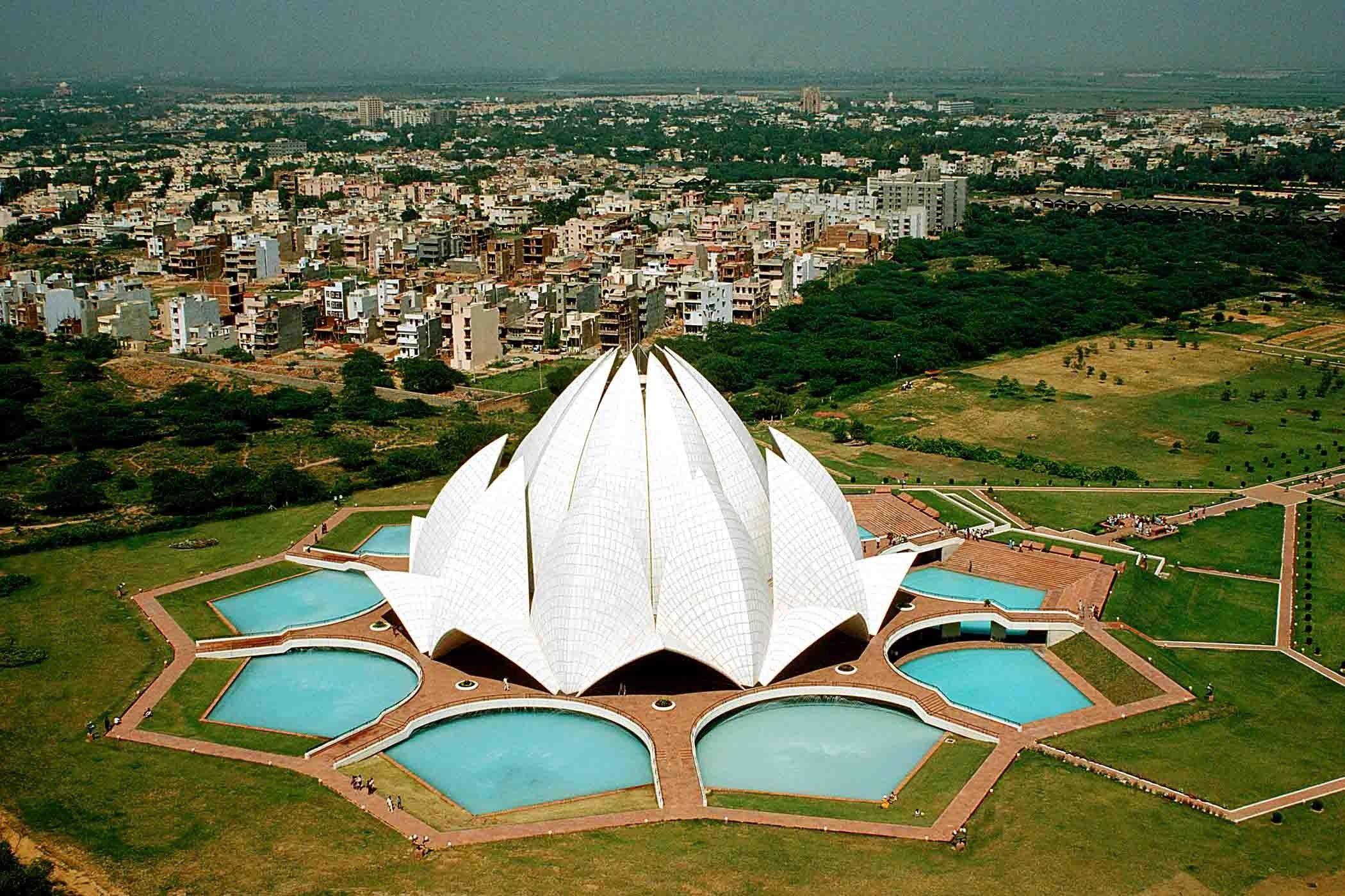 Beautiful Lotus Temple in Delhi India HD Wallpaper
