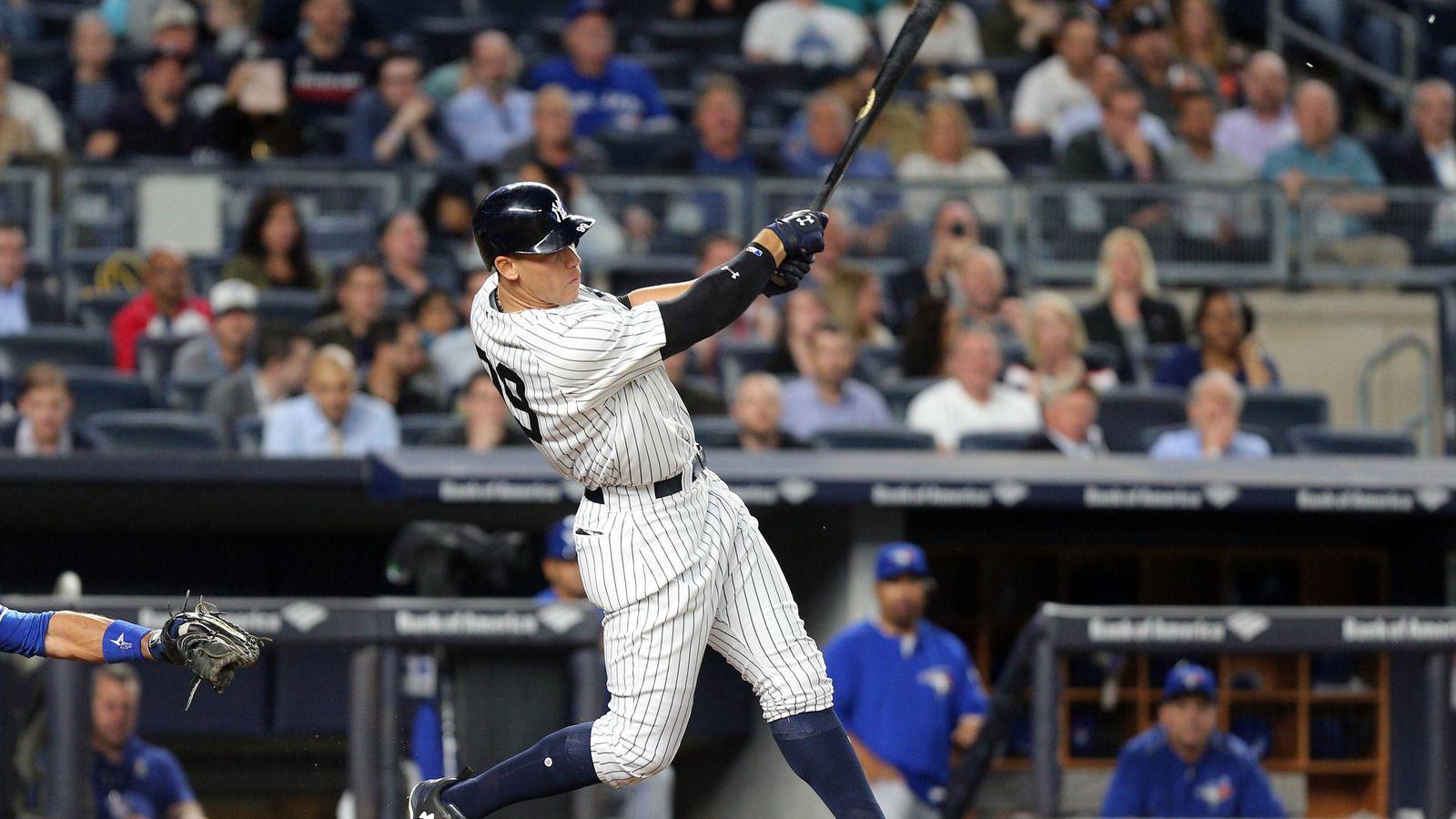 Aaron Judge accidentally destroys TV in Yankees' outfield during