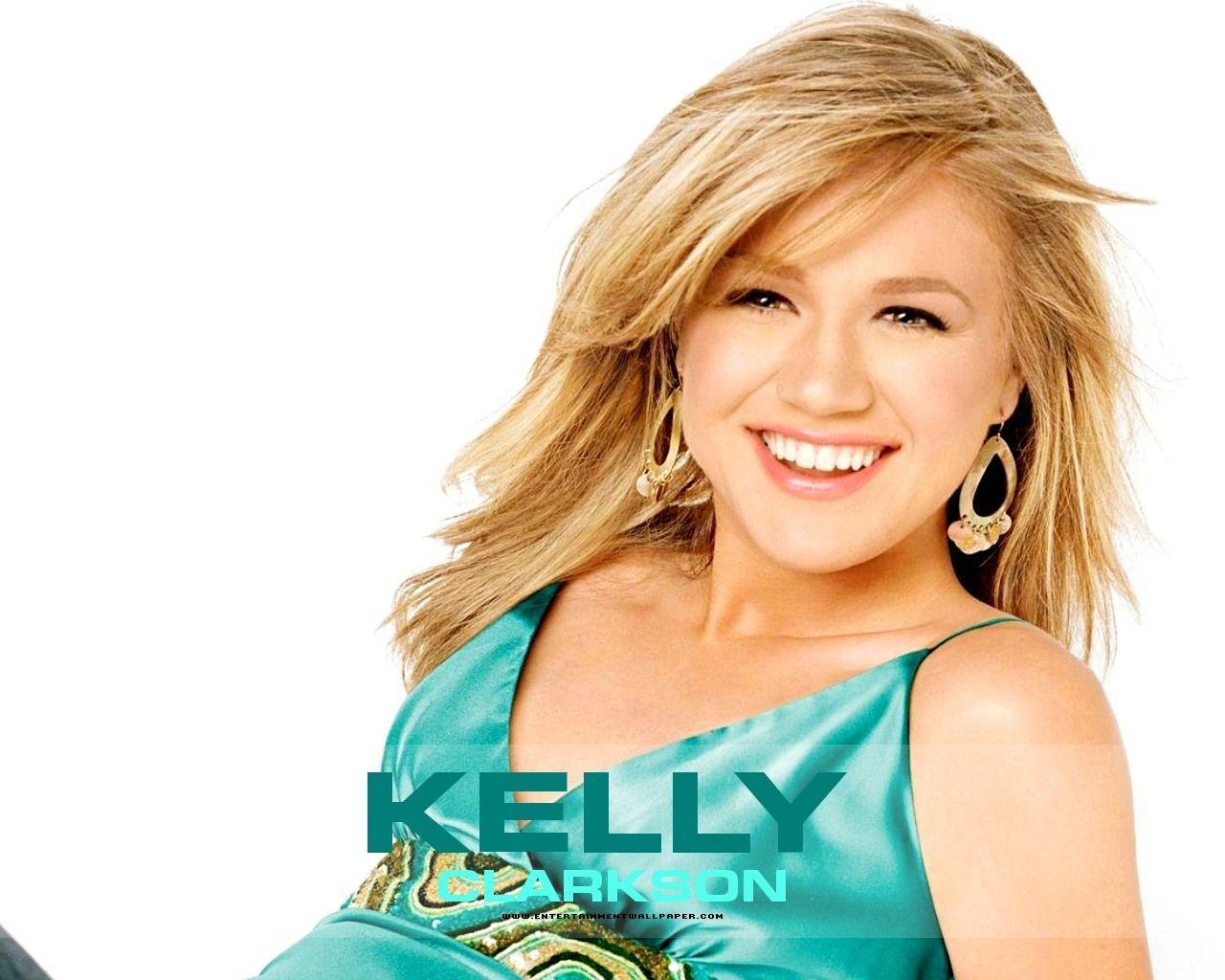 Hot Woman Wallpaper: Kelly Clarkson Wallpaper 3