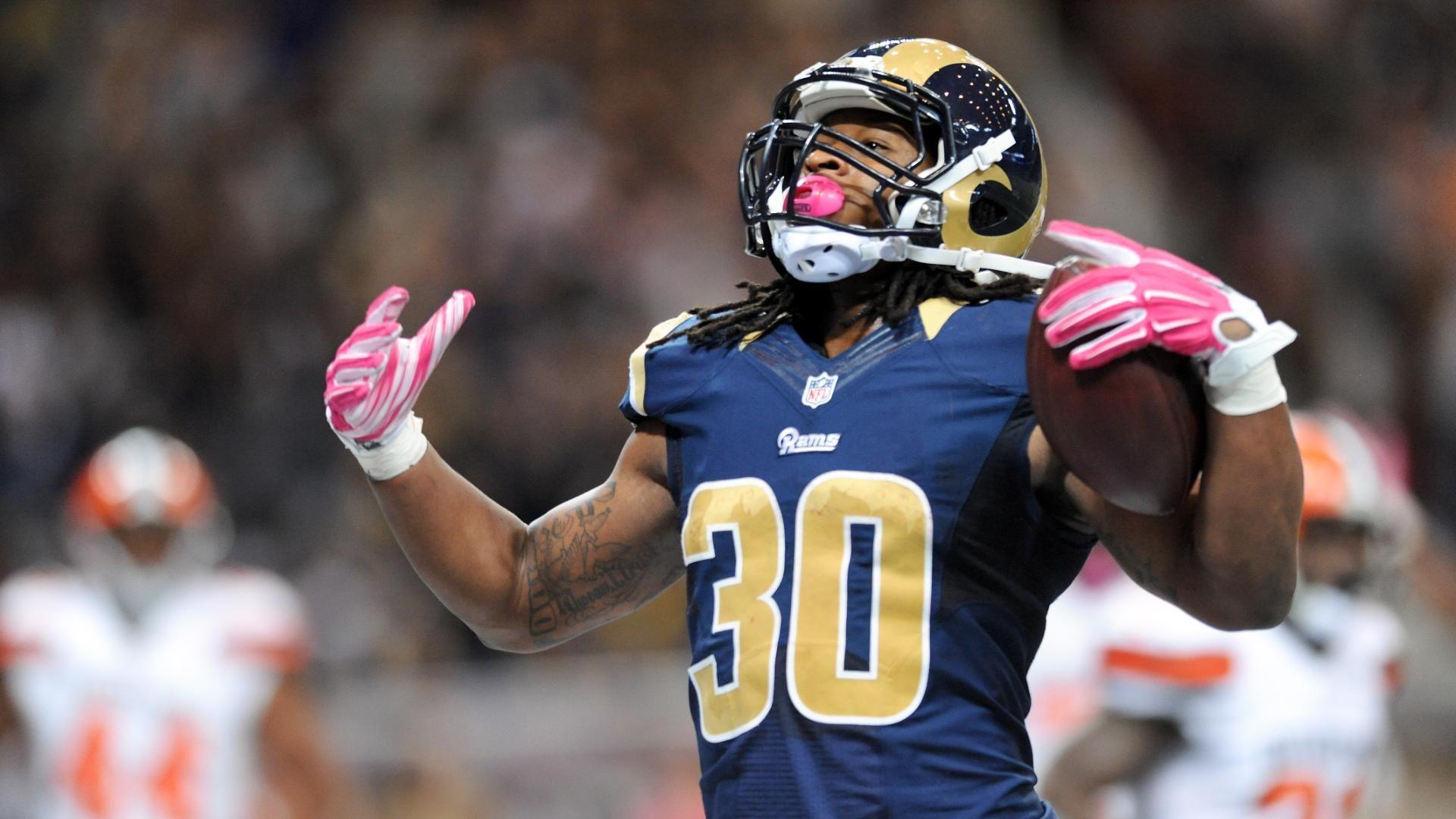 Todd Gurley gets game ball for closing out Cleveland