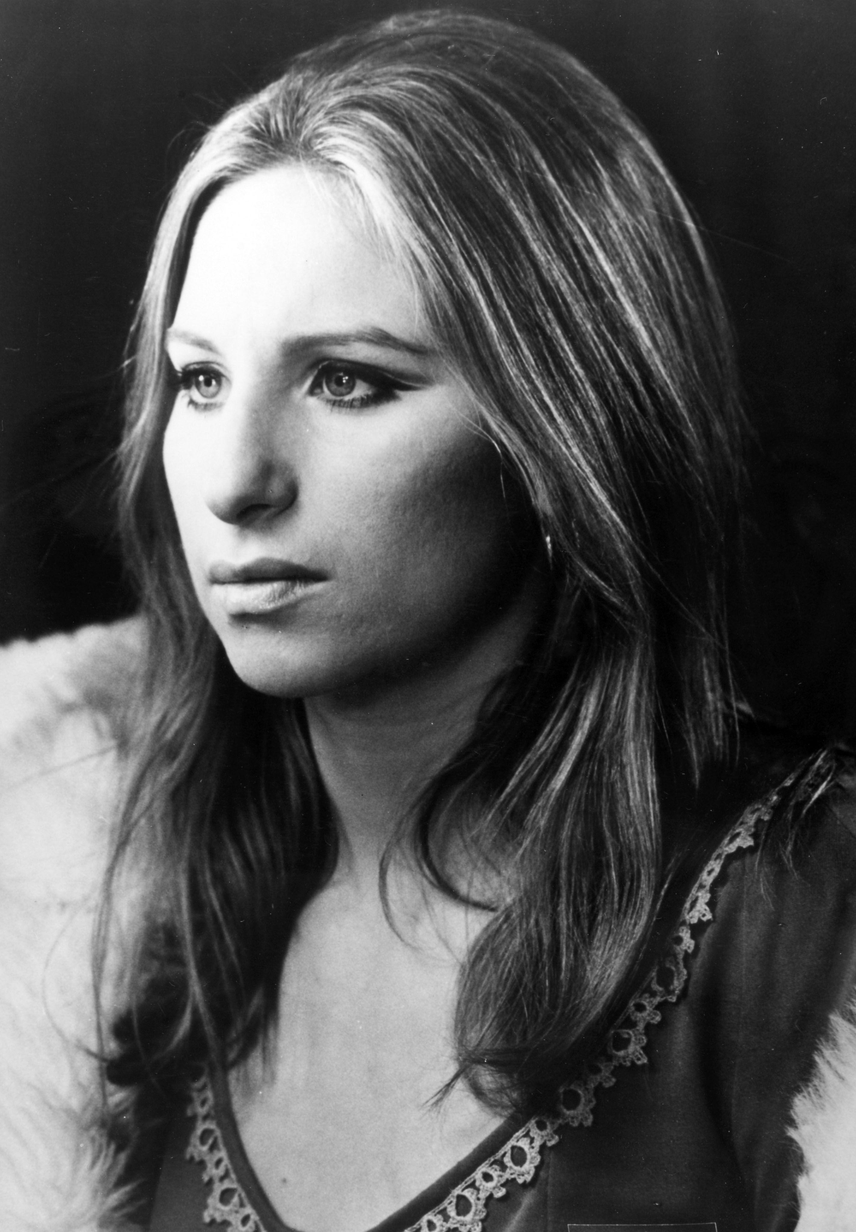 214x317px Top HDQ Barbra Streisand image 42