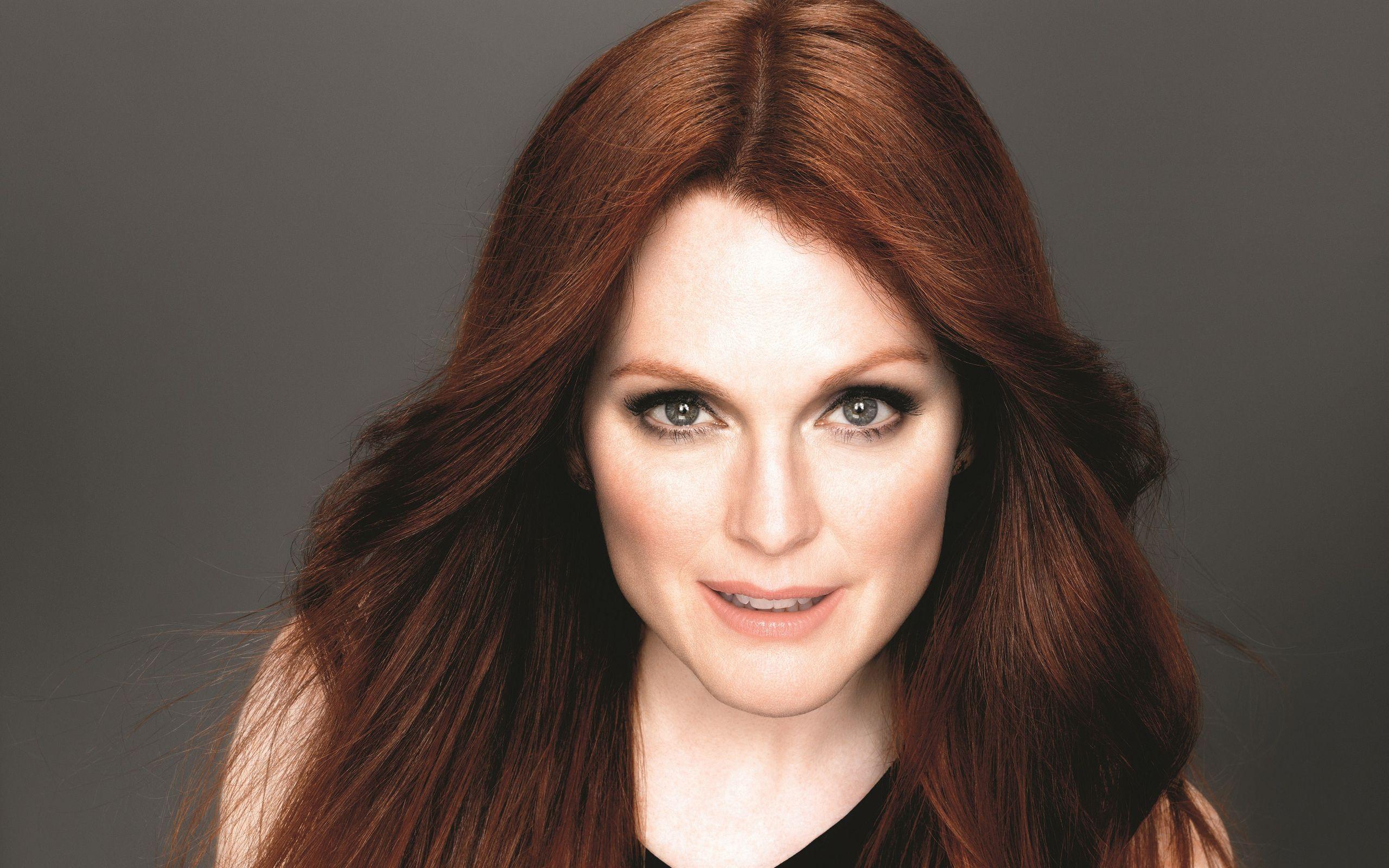 Julianne Moore HD Wallpaper and Background Image