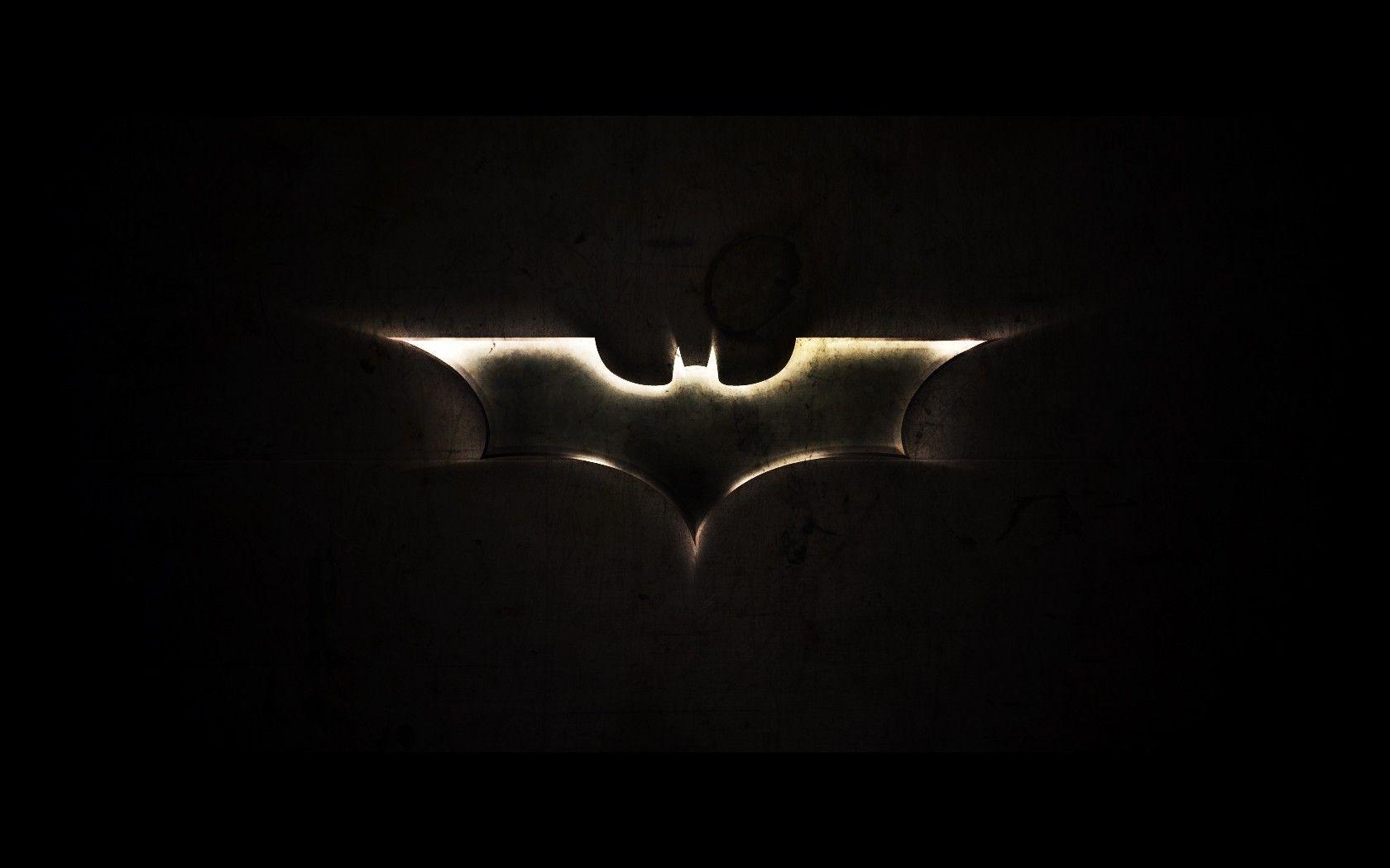 Batman Begins Wallpaper HD / Desktop and Mobile Background