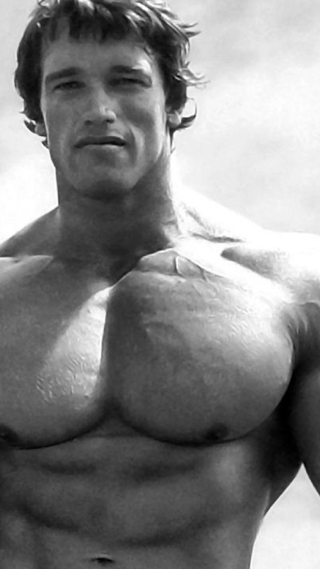 HD Arnold Schwarzenegger iPhone Wallpaper