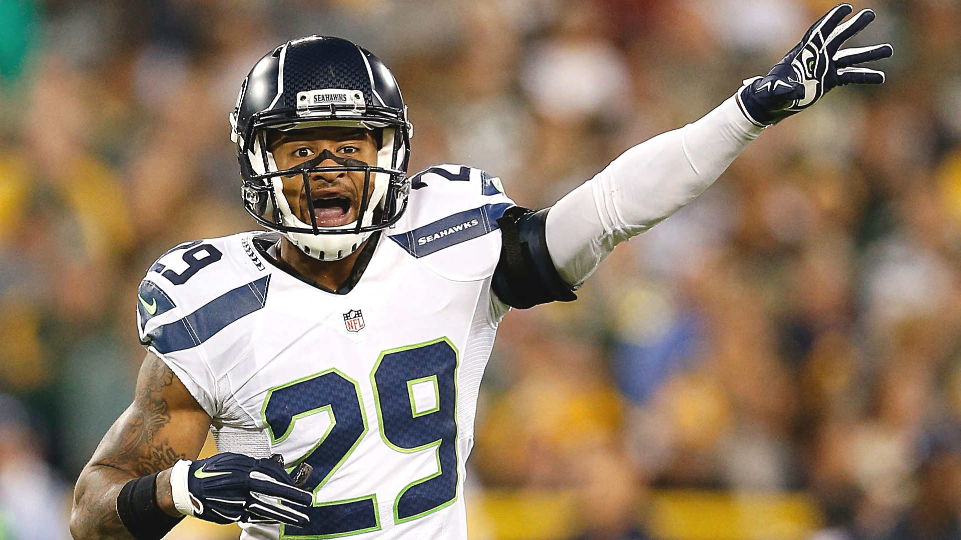 Earl Thomas 'way ahead of schedule' in recovery from gruesome leg