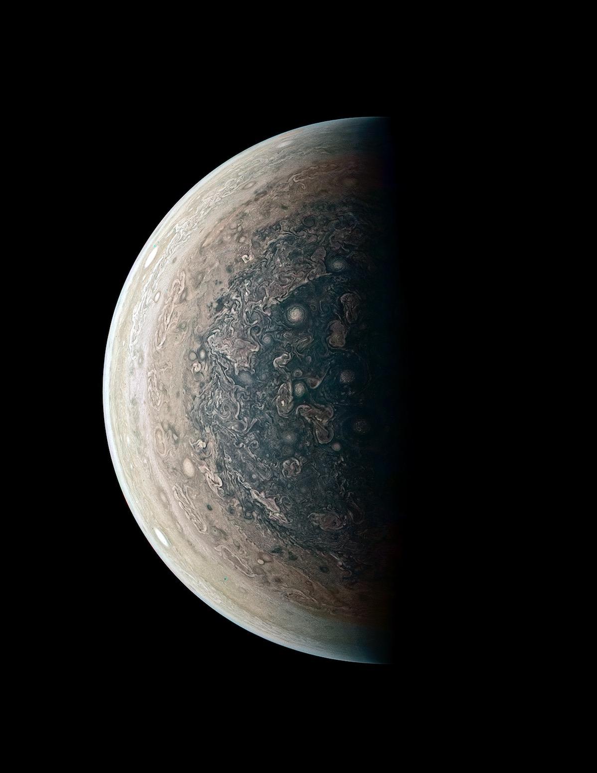 Enjoy This Lovely Wallpaper of Jupiter from Below