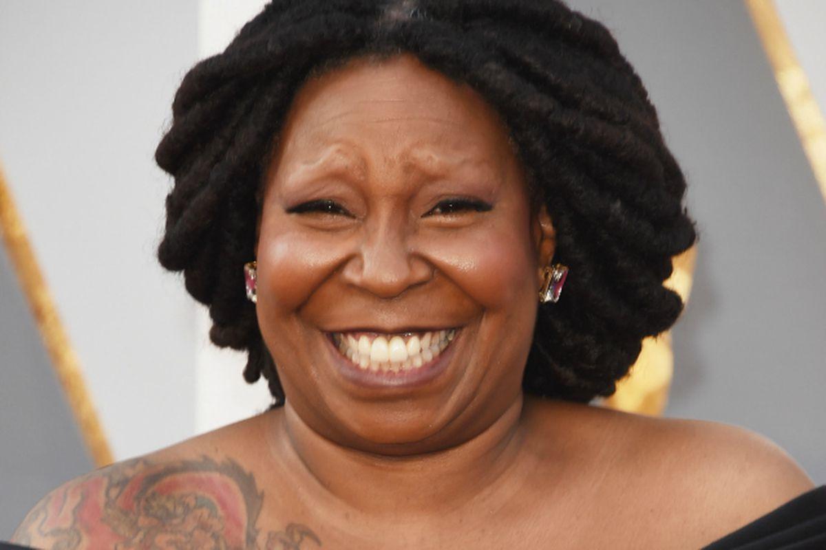 Oprah and Whoopi Goldberg Are Not the Same Person #OscarsSoWhite