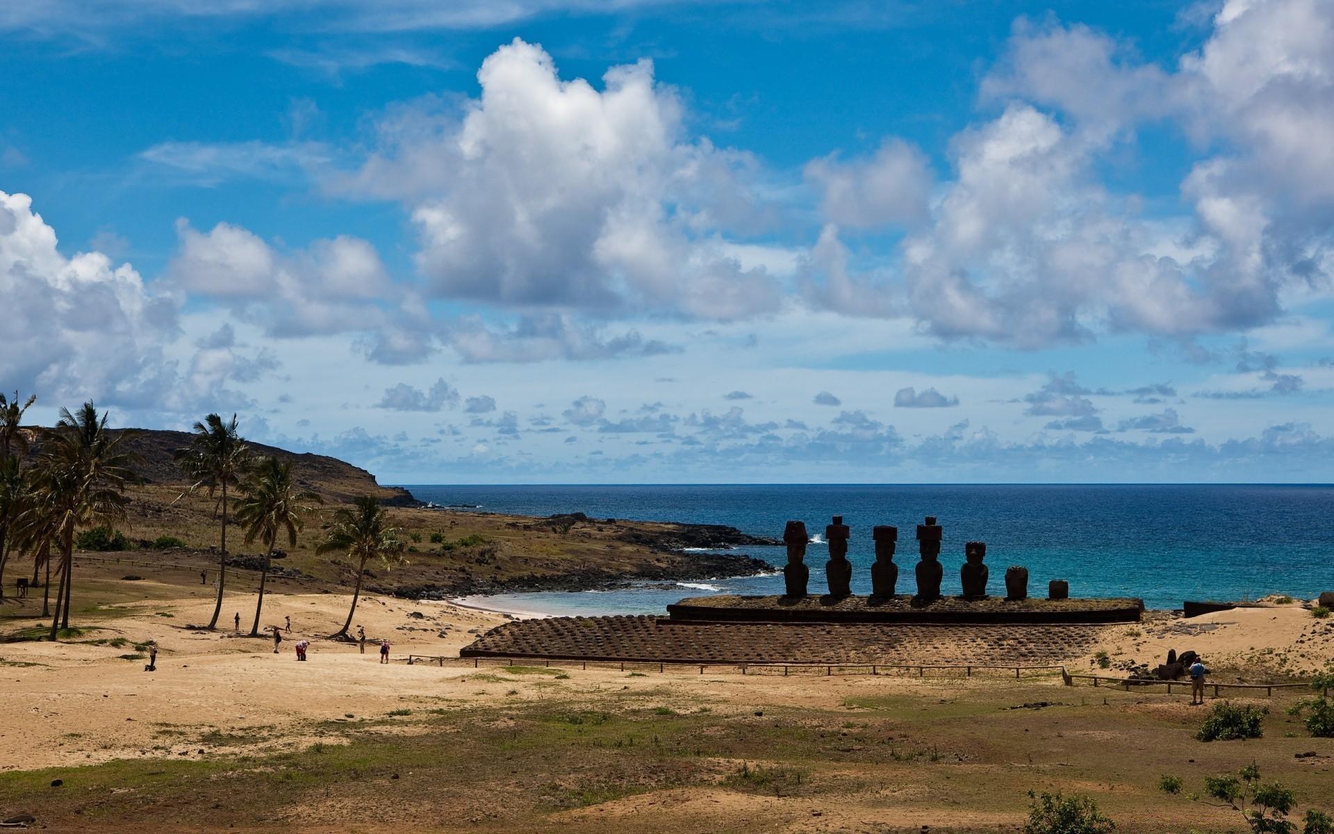 Easter Island Statues. Android wallpaper for free