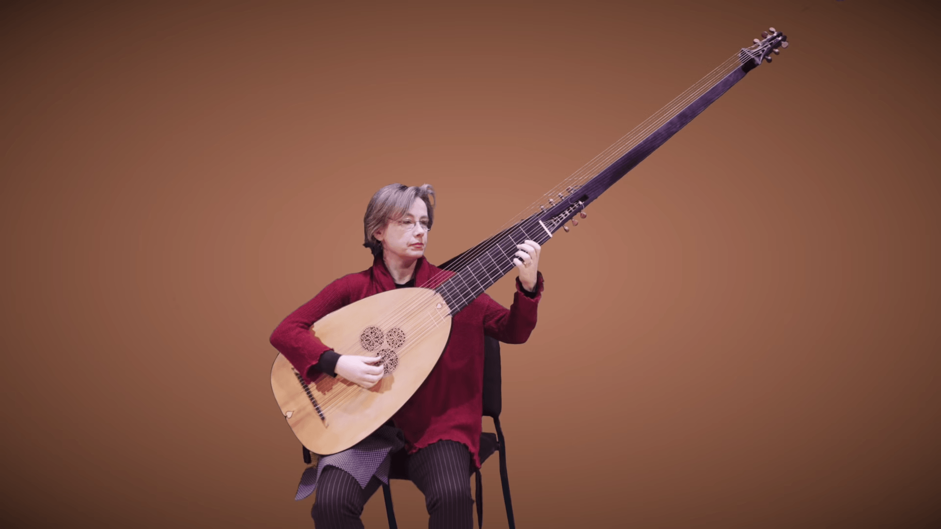 A Short History of the Long Necked Theorbo Lute