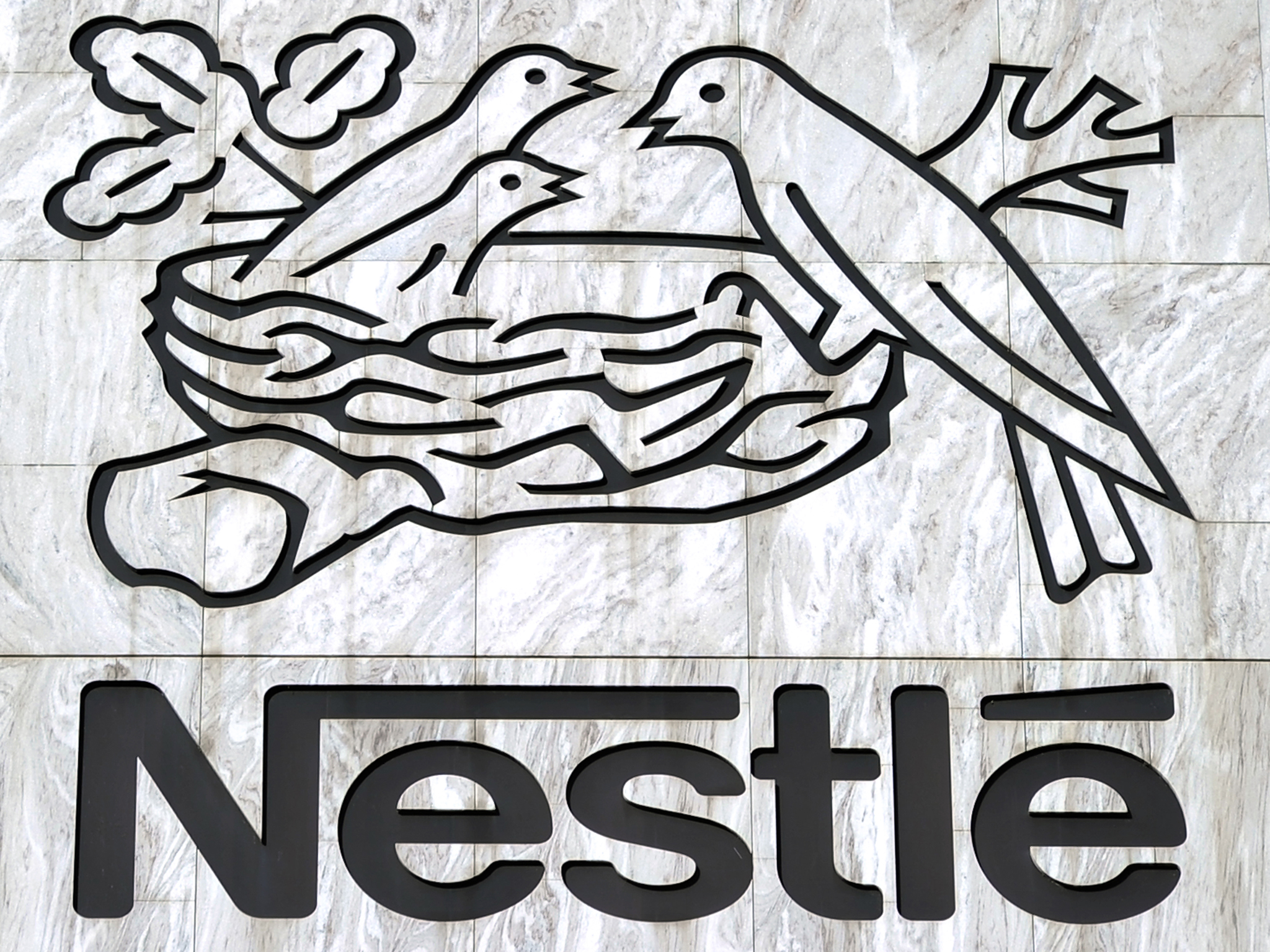 Nestle Wallpaper 3 X 1536