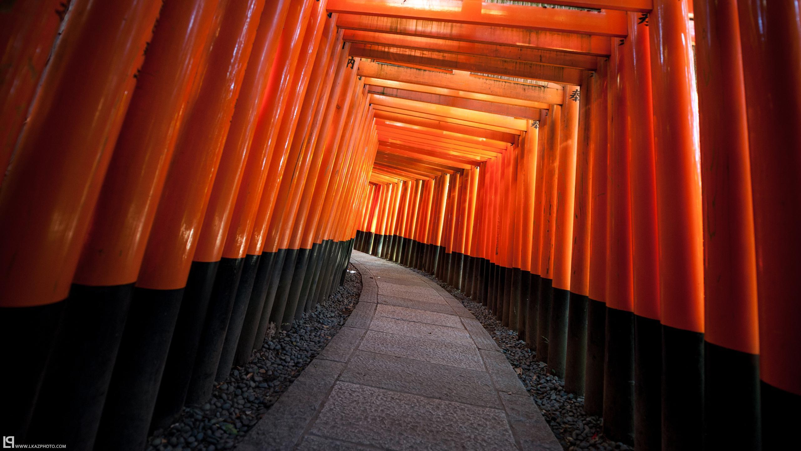 Fushimi Inari Taisha (by Burningmonk). Free Desktop Wallpaper