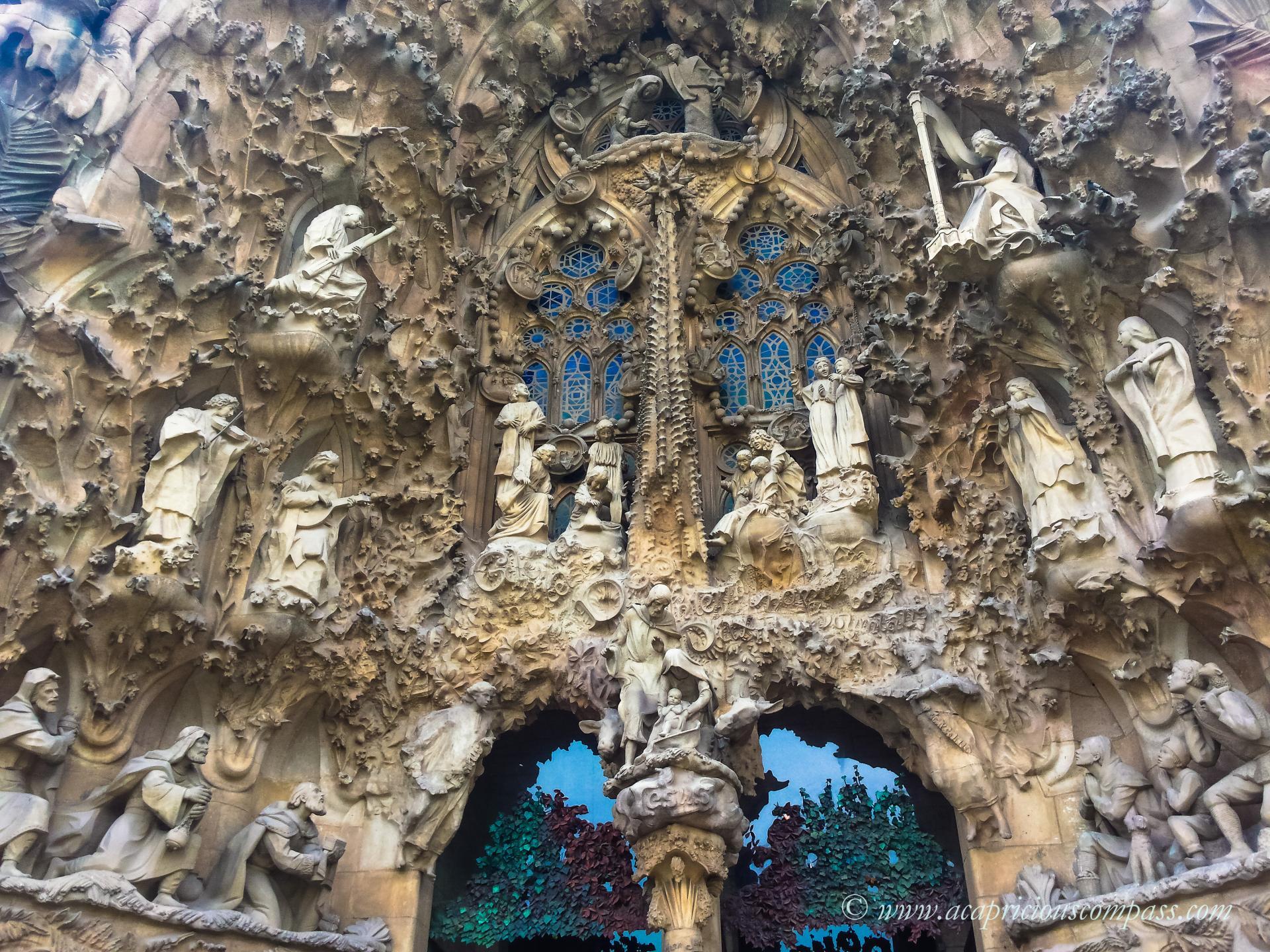 My client isn't in a hurry. La Sagrada Familia • Continent Hop