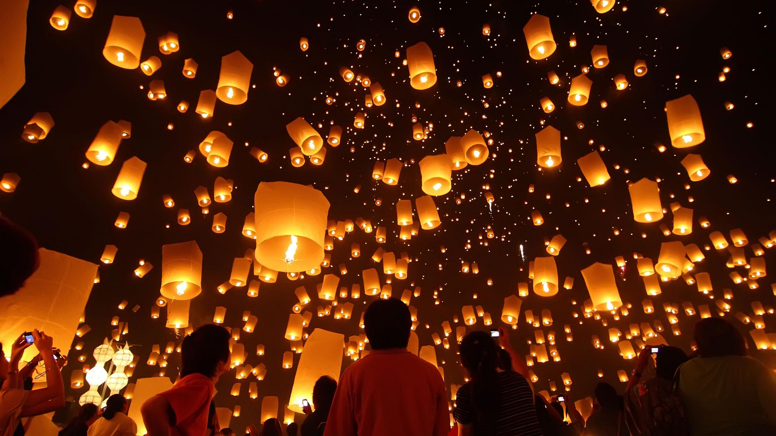 Thai Lantern Festivals: Loi Krathong and Yi Peng