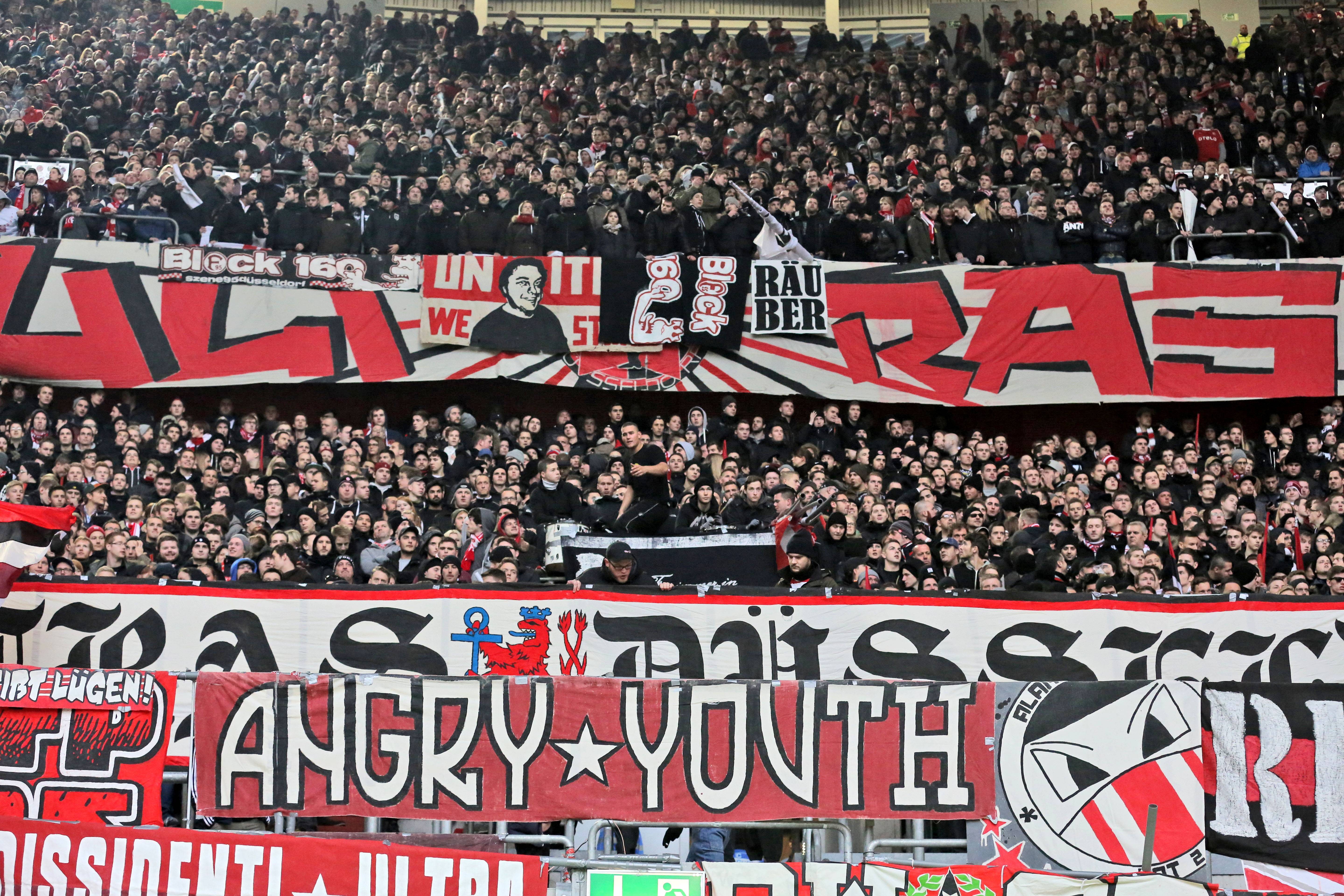 Fankurve von Fortuna Düsseldorf Ultras Angry Youth Fortuna