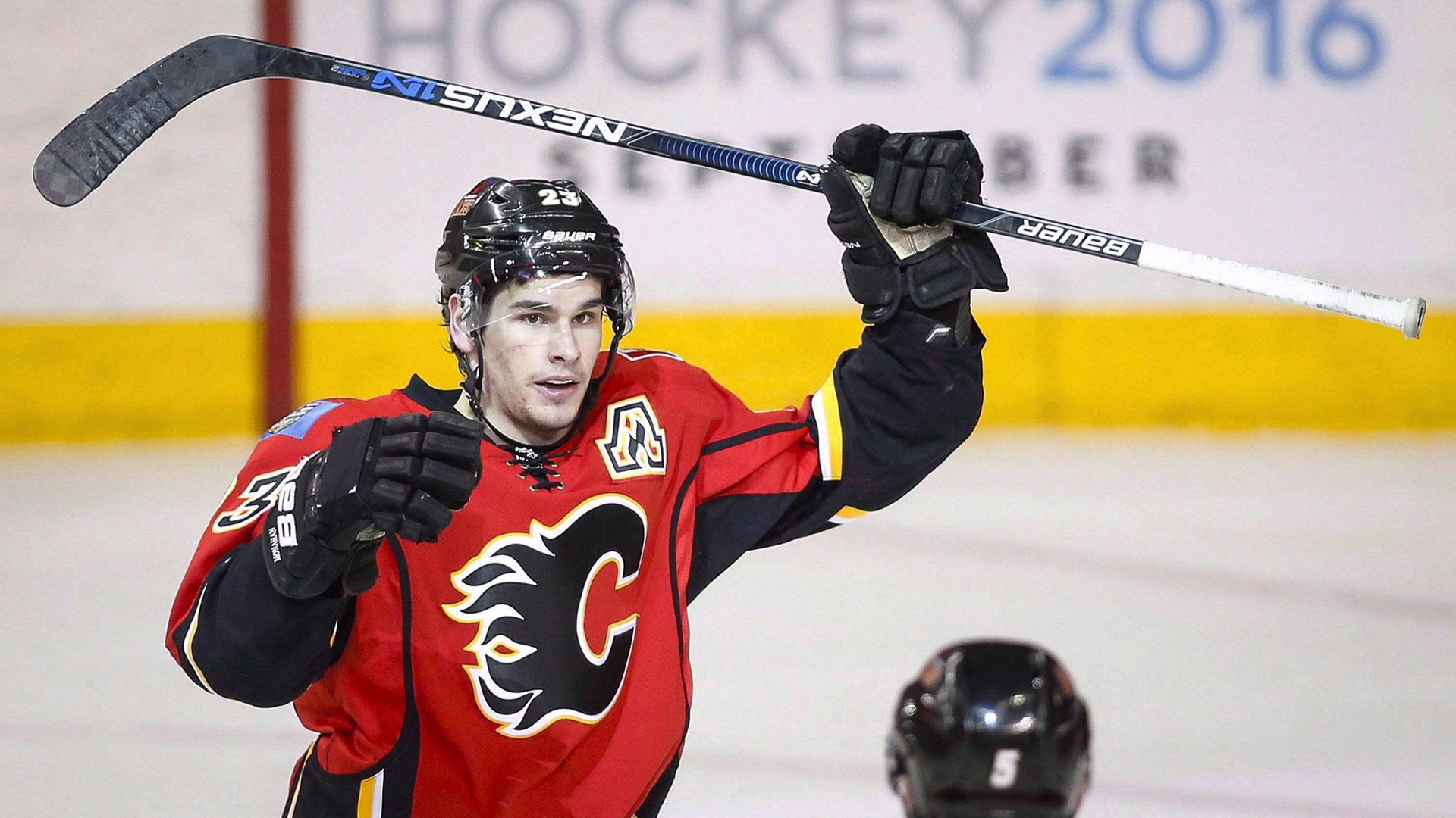 Gaudreau and Monahan: Calgary's opposite yet dynamic duo