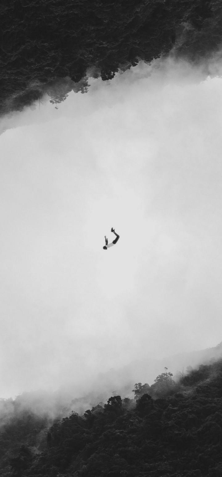 Minimalism Flight Jump Wallpaper - [720x1544]
